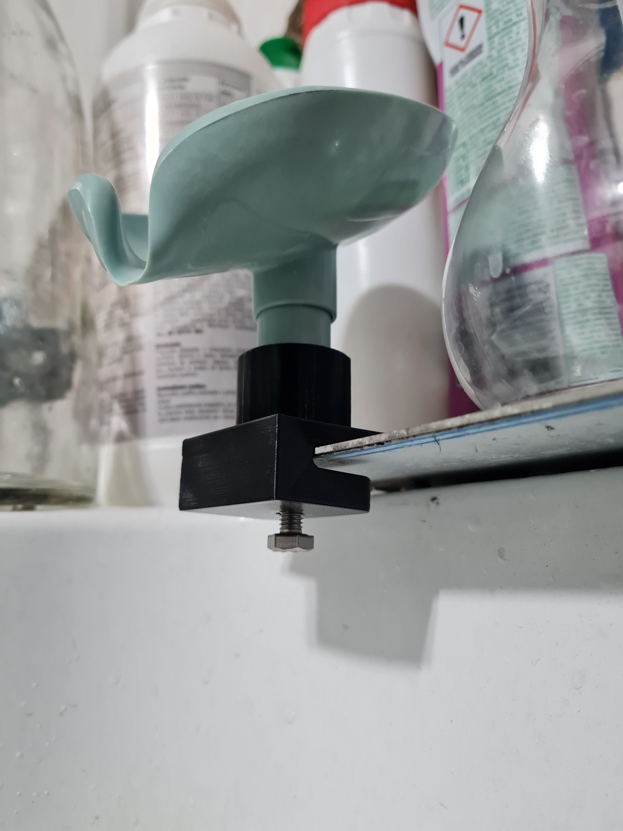 Soap bowl stand holder suction cup replacement by robertuhrik