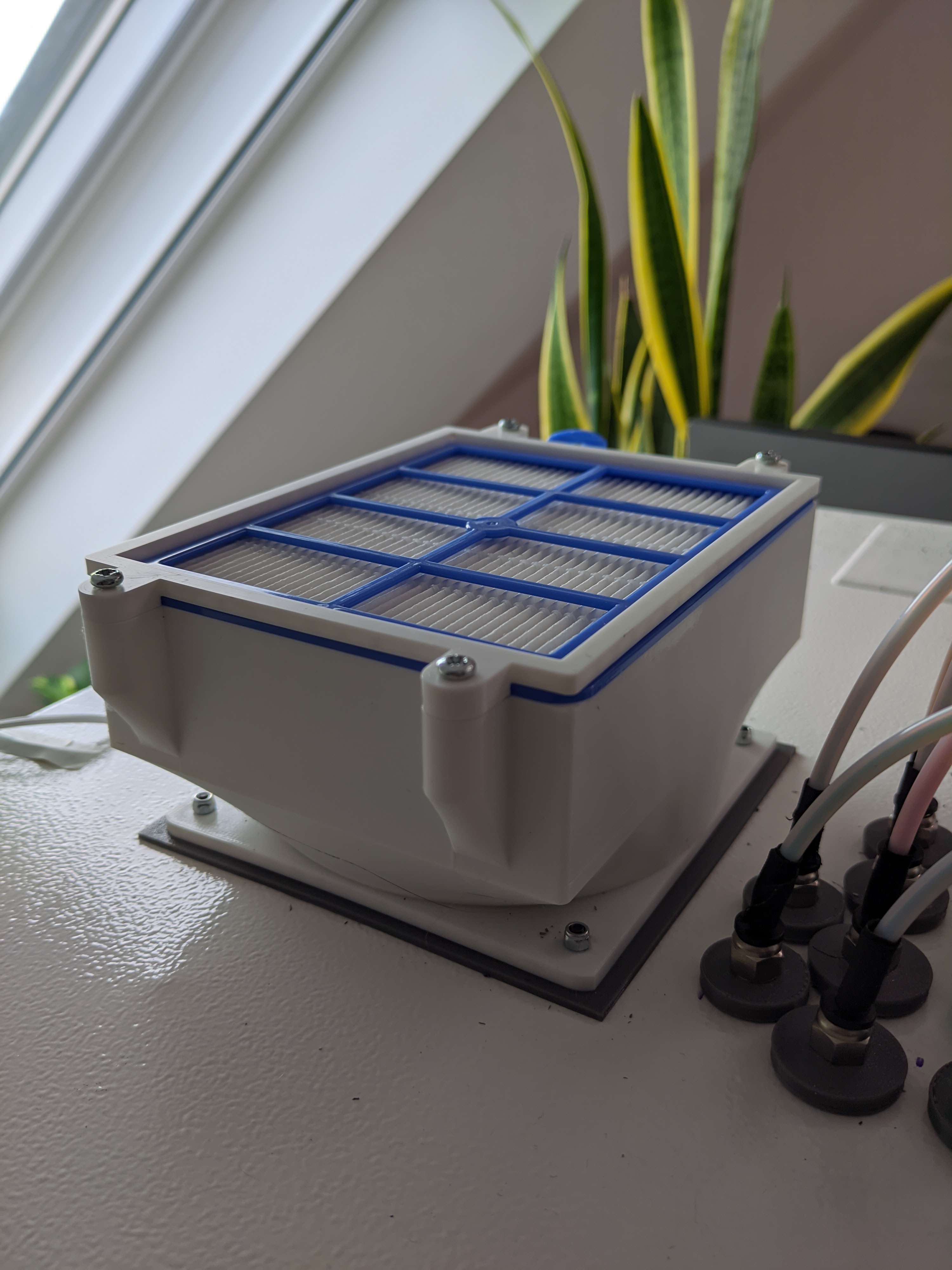 HEPA Filter H12/H13 (FC8038/01, 150x120x25mm) + Activated Carbon Filter Housing for 120mm Fan