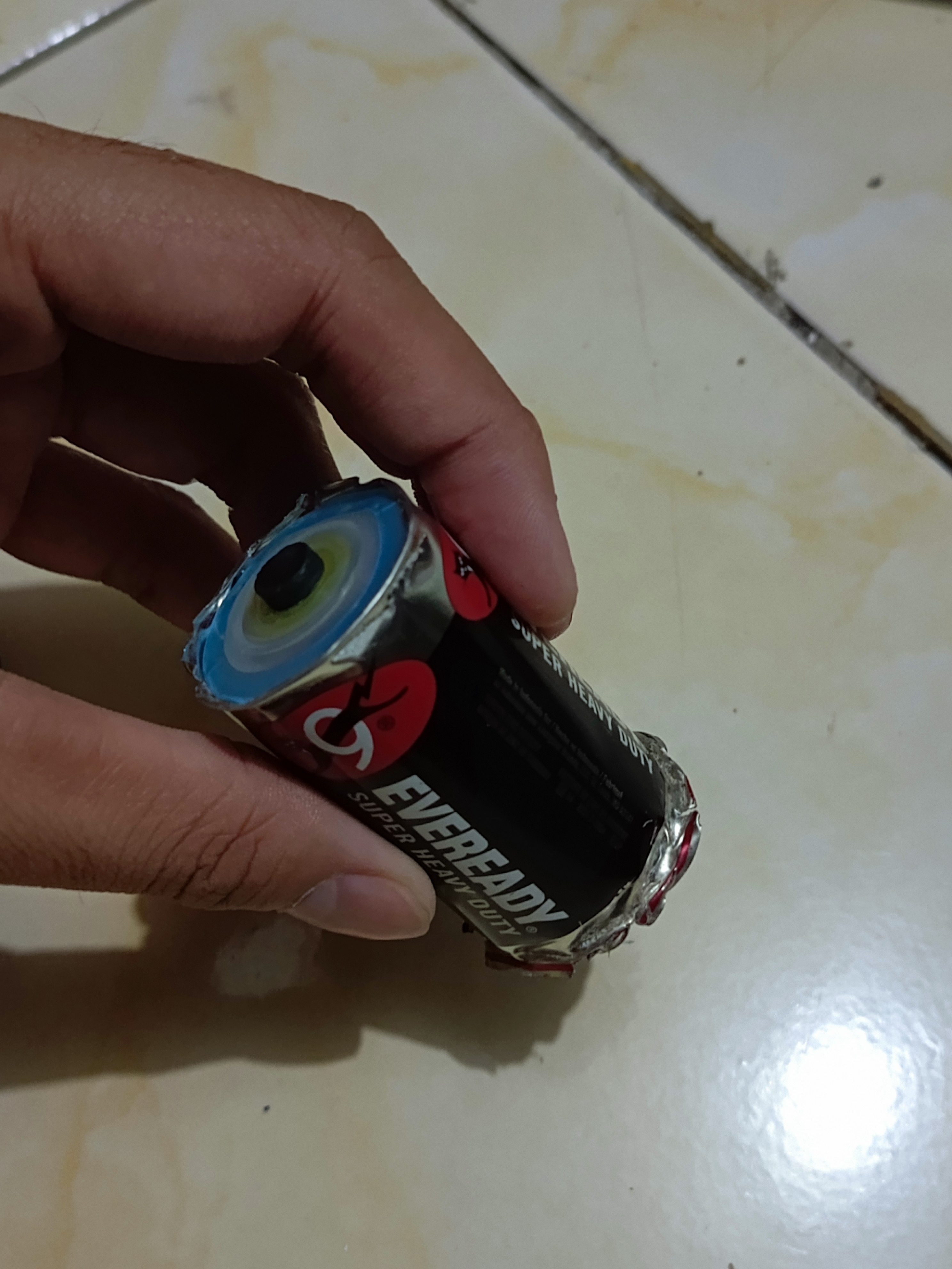 Battery D size - SolidWorks (editable) — thumbnail 4