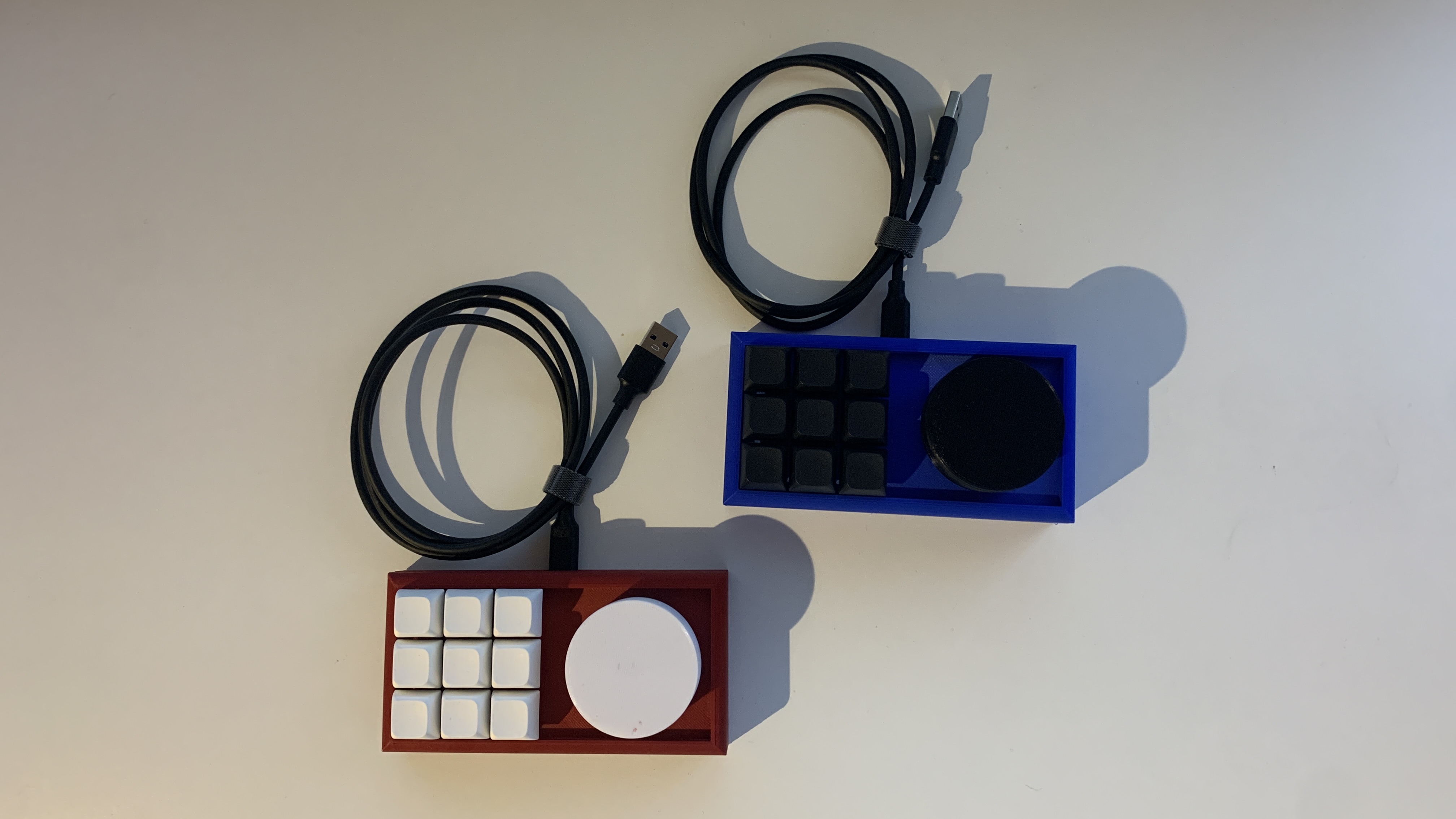 Keymaster Makropad 3x3 with Roatry Encoder (QMK/VIA) by bastifpv