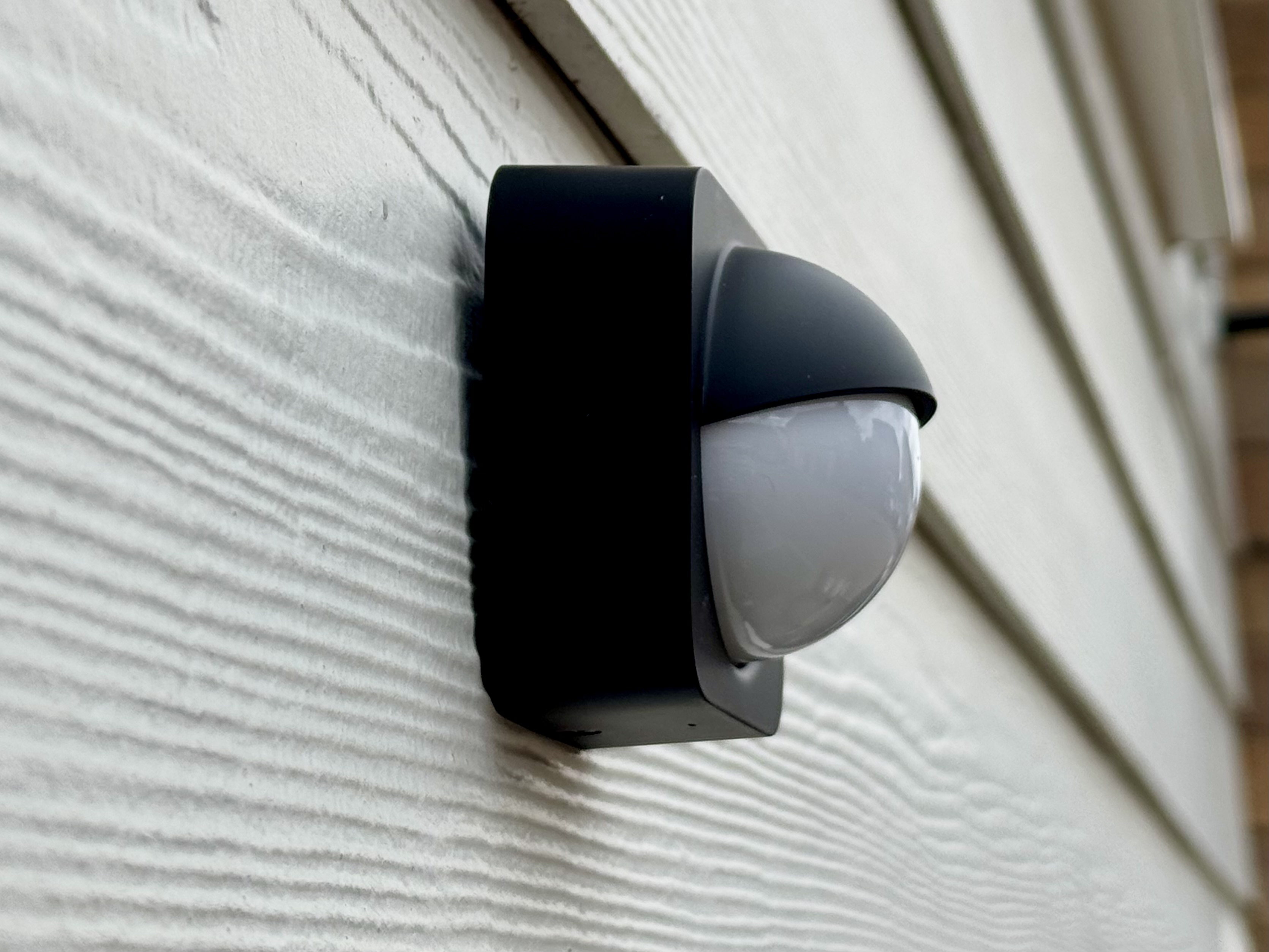 Philips Hue Outdoor sensor mount - 5 degrees tilt