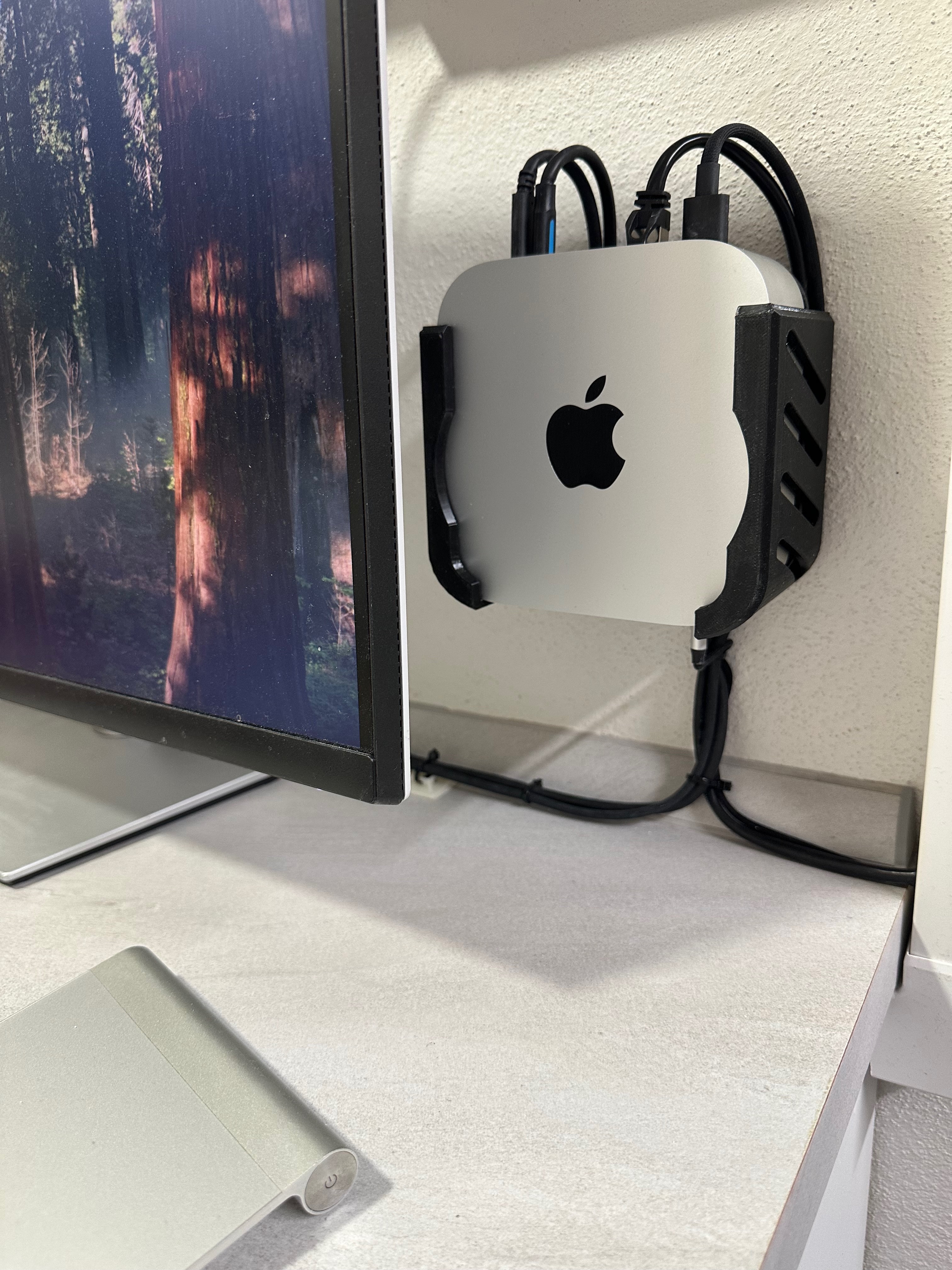Mount Mac Mini M4