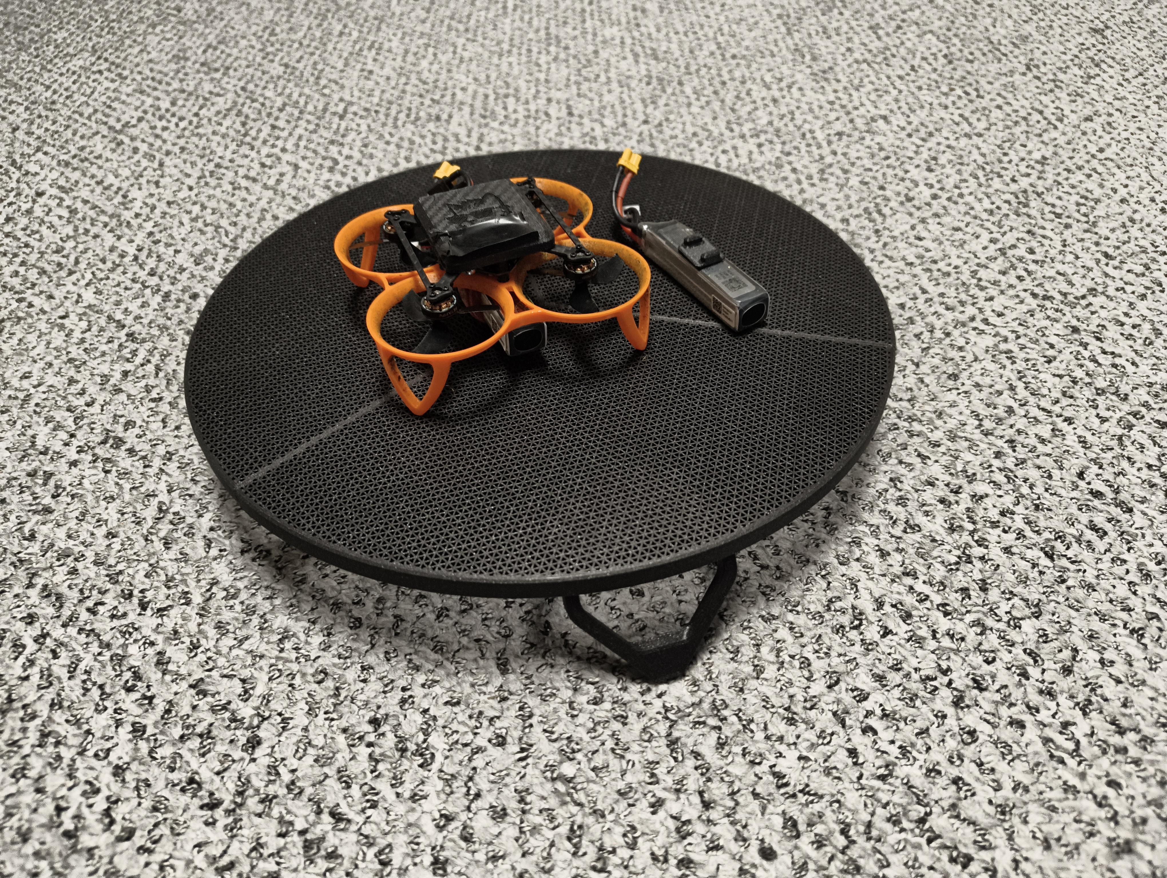 Tinywhoop drone landing pad