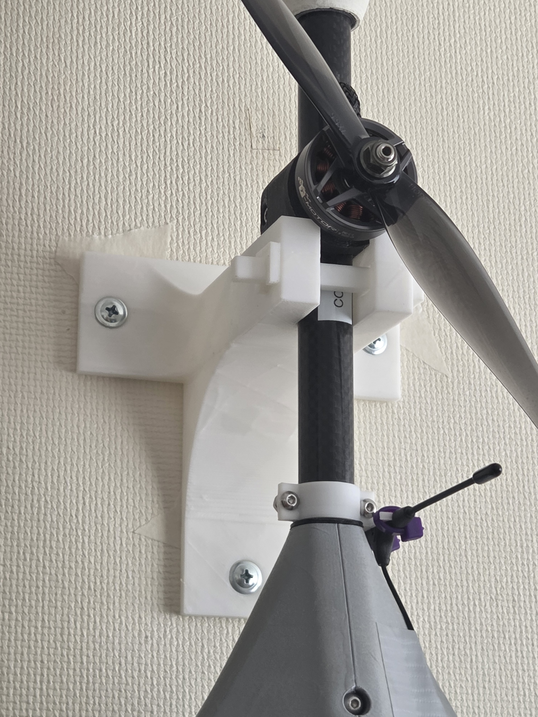 Stallion wall mount