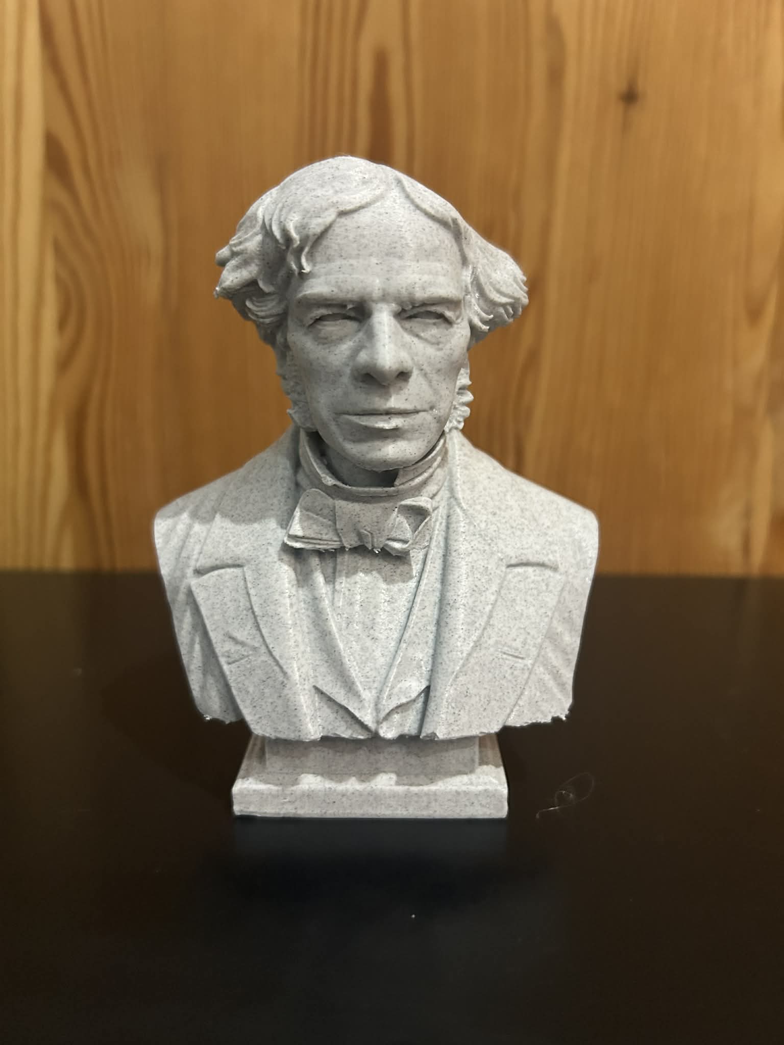 Michael Faraday — Bust — miniatura 2