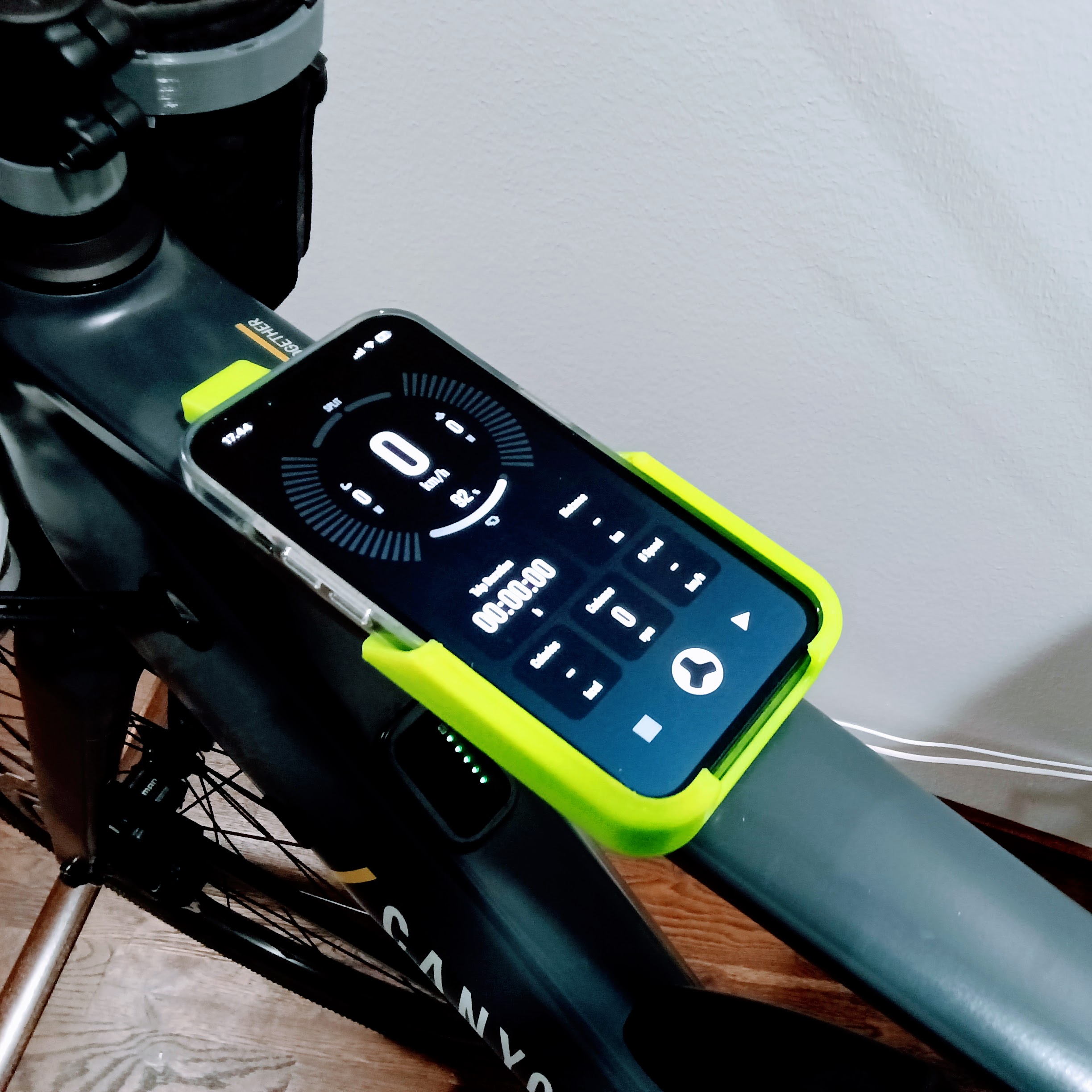 Topbar mount for Iphone mount for Bike Handlebars