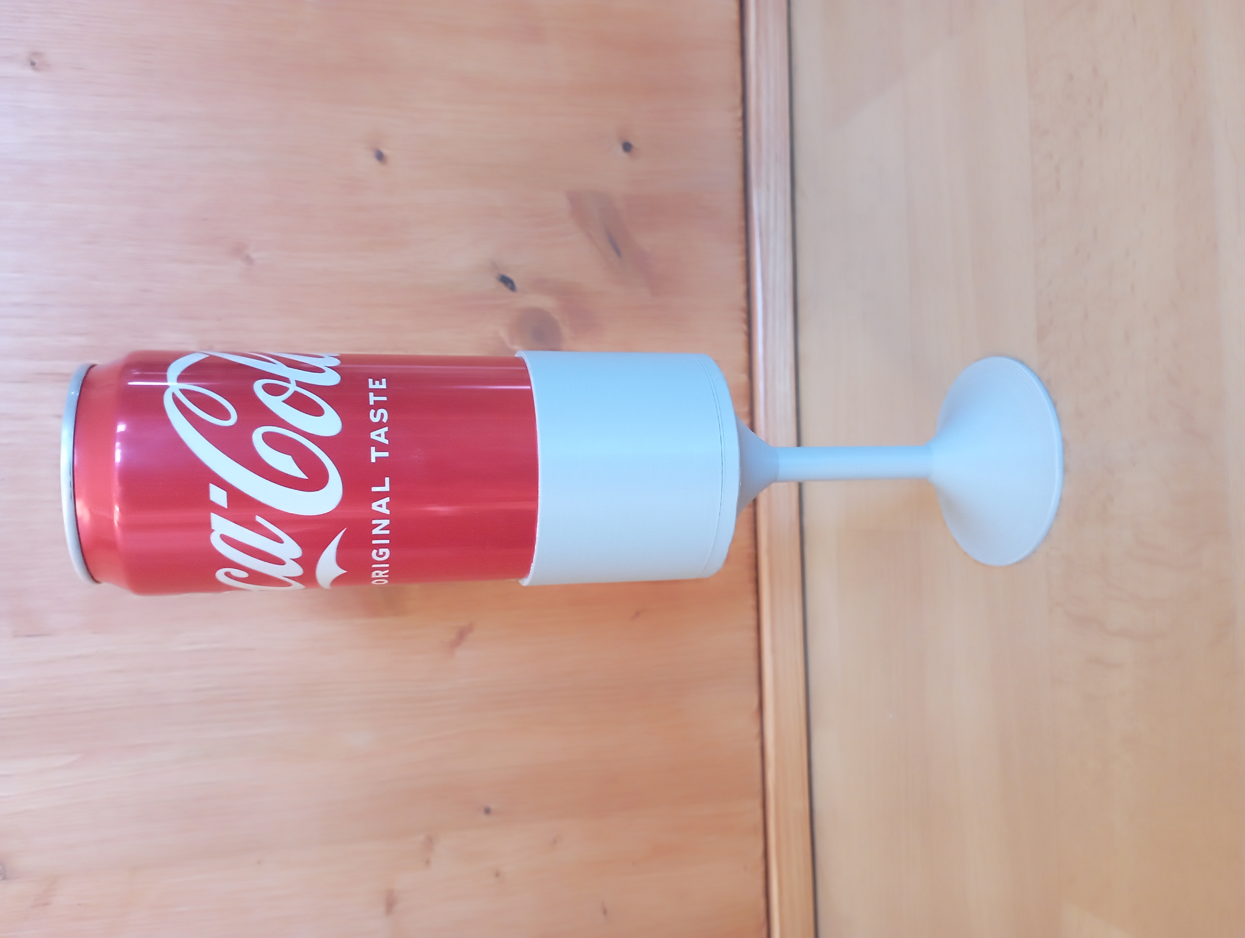wine glass can holder