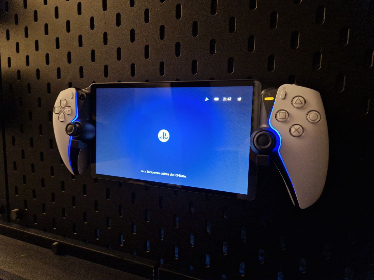 IKEA Skadis Playstation Portal