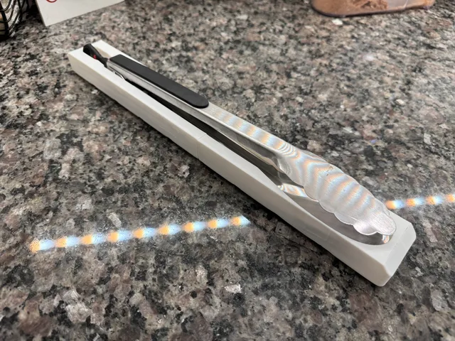 Gridfinity Bin for Oxo 12" Tongs
