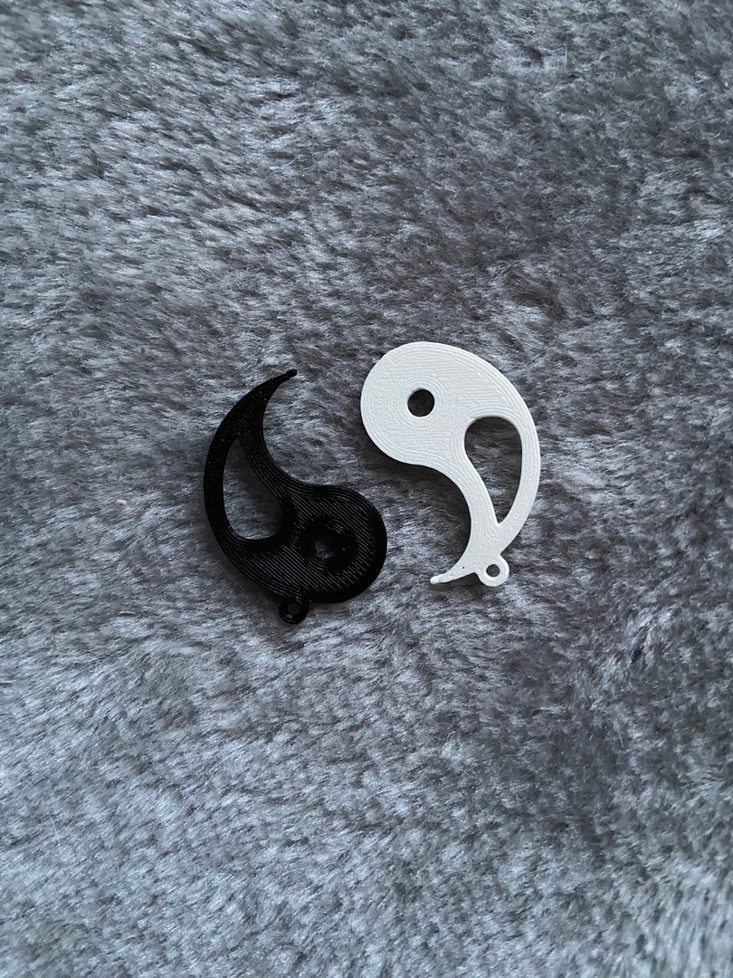 Simple yinyang couples pendants