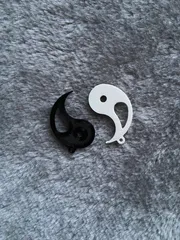 Simple yinyang couples pendants