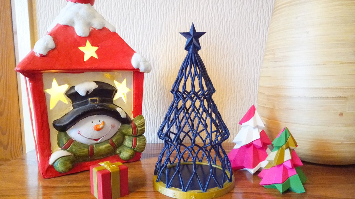 Vine Christmas Tree