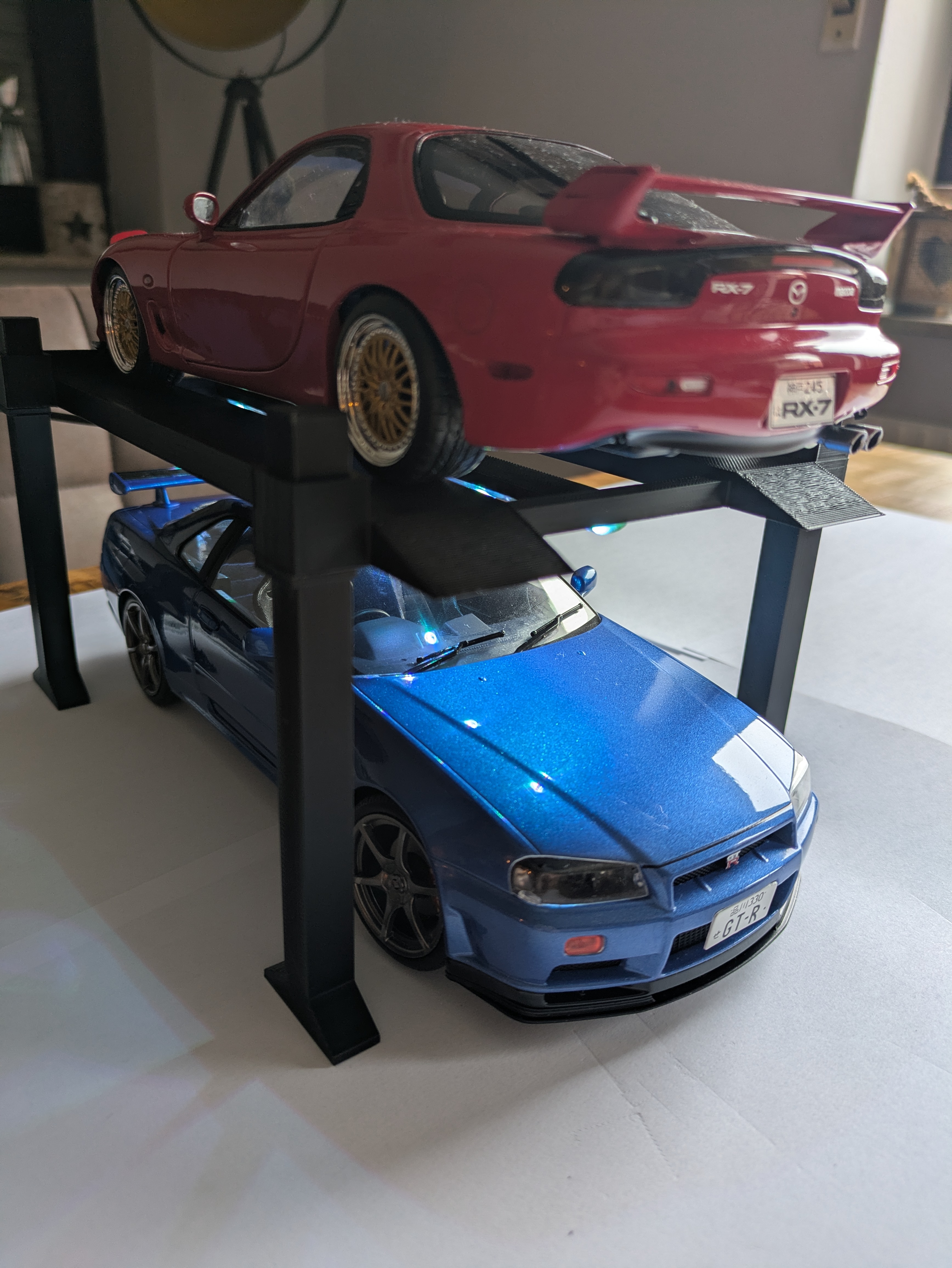 Car Lift  Scale  1/18 No fasteners needed. — miniatura 12