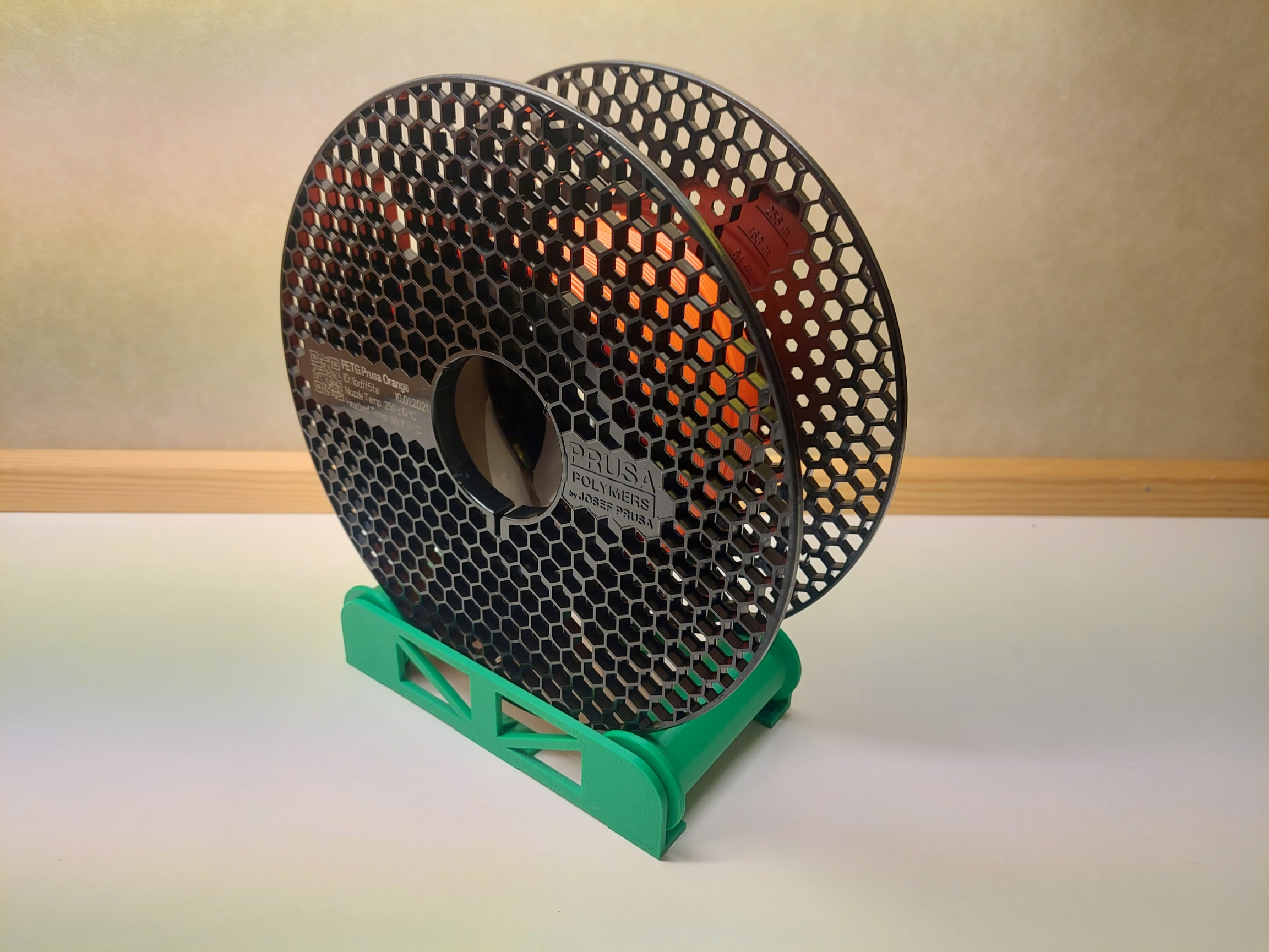 Spoolholder (with fidgetspinner bearings)