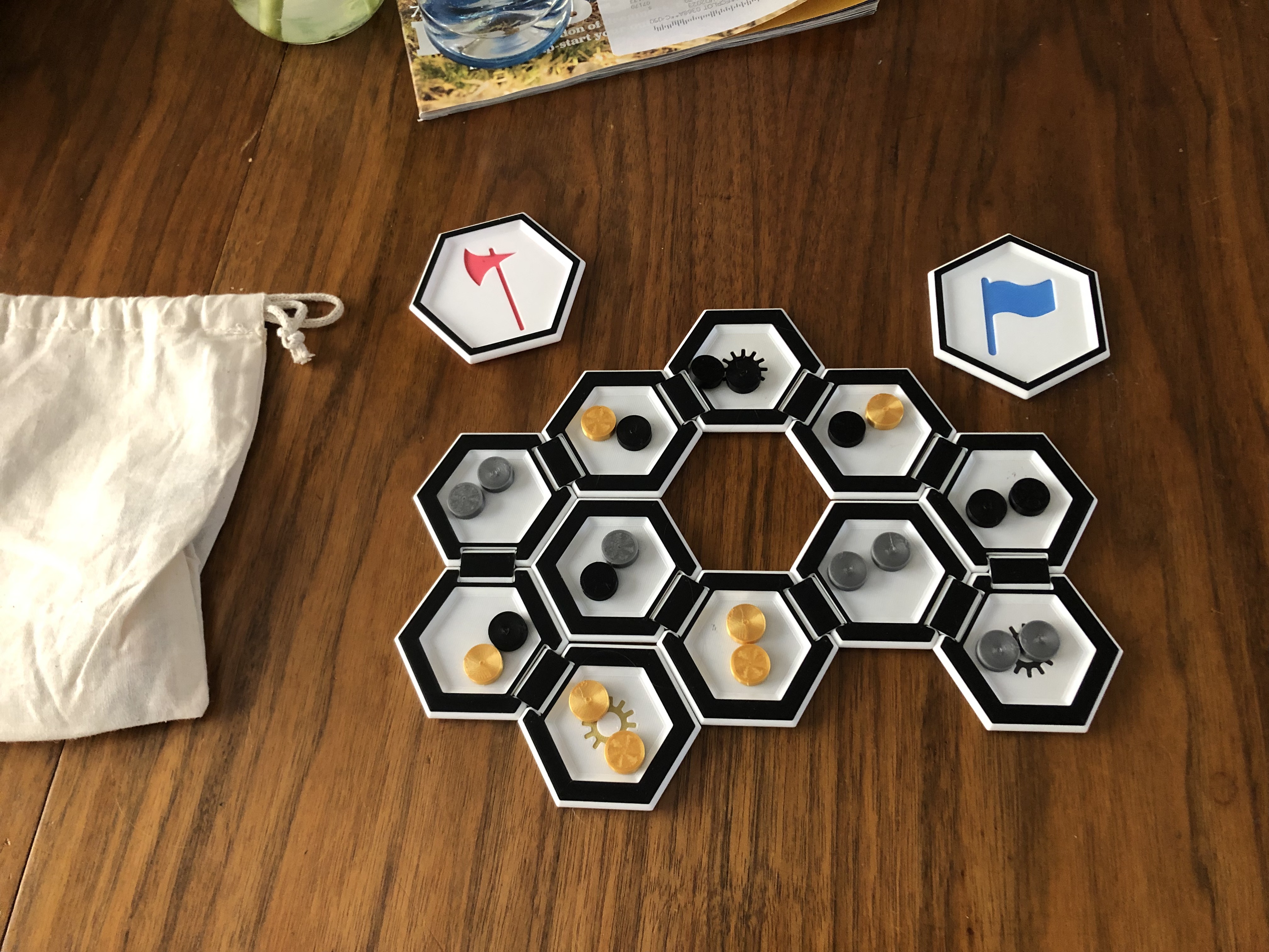 Turncoats Foldable Board
