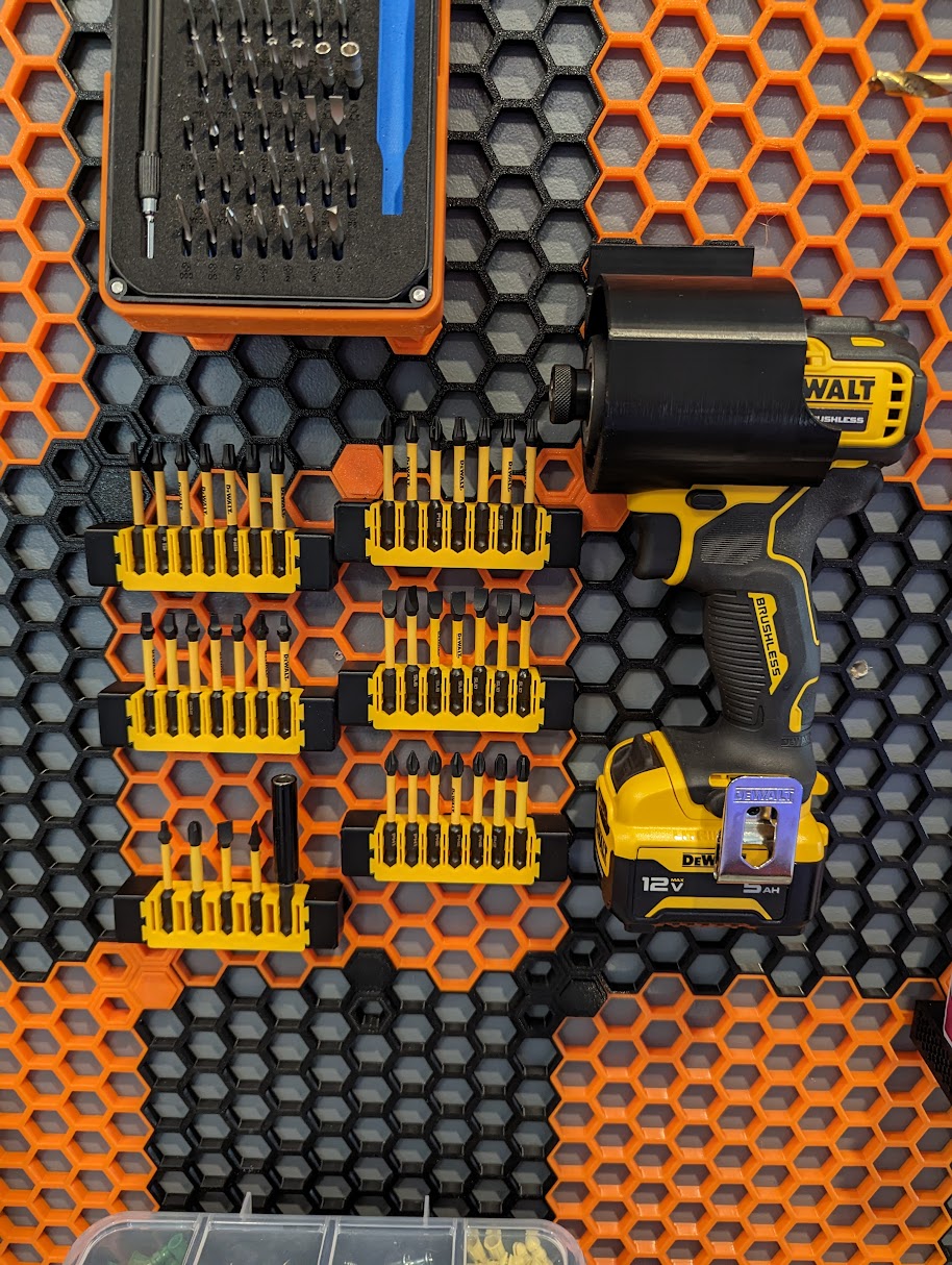DeWalt FlexTorq Strip Holder for HSW (Honeycomb Storage Wall)