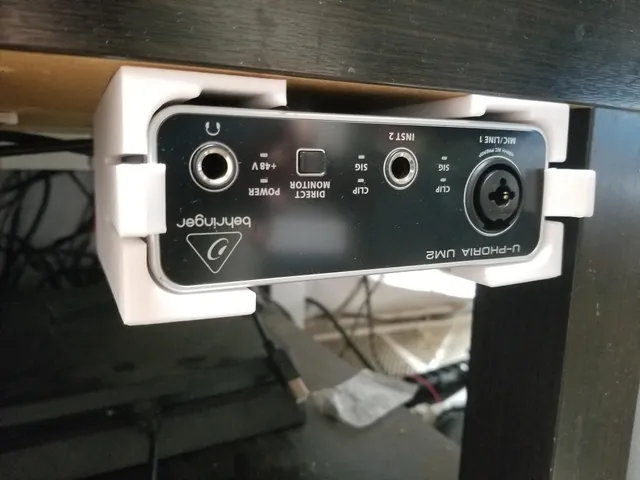 Behringer UM2 Mounting Bracket
