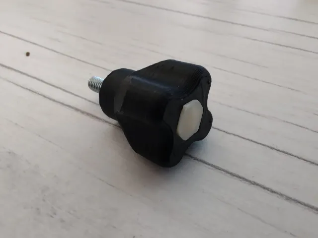 GoPro style thumb screw - M4