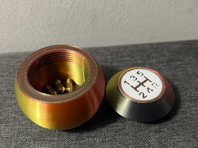 Gear shifter container