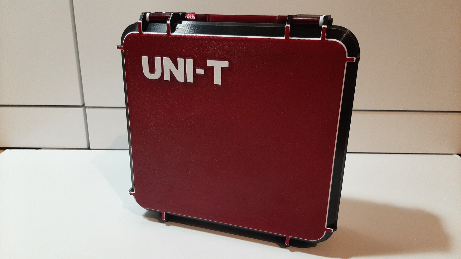 UNI-T UT300 box