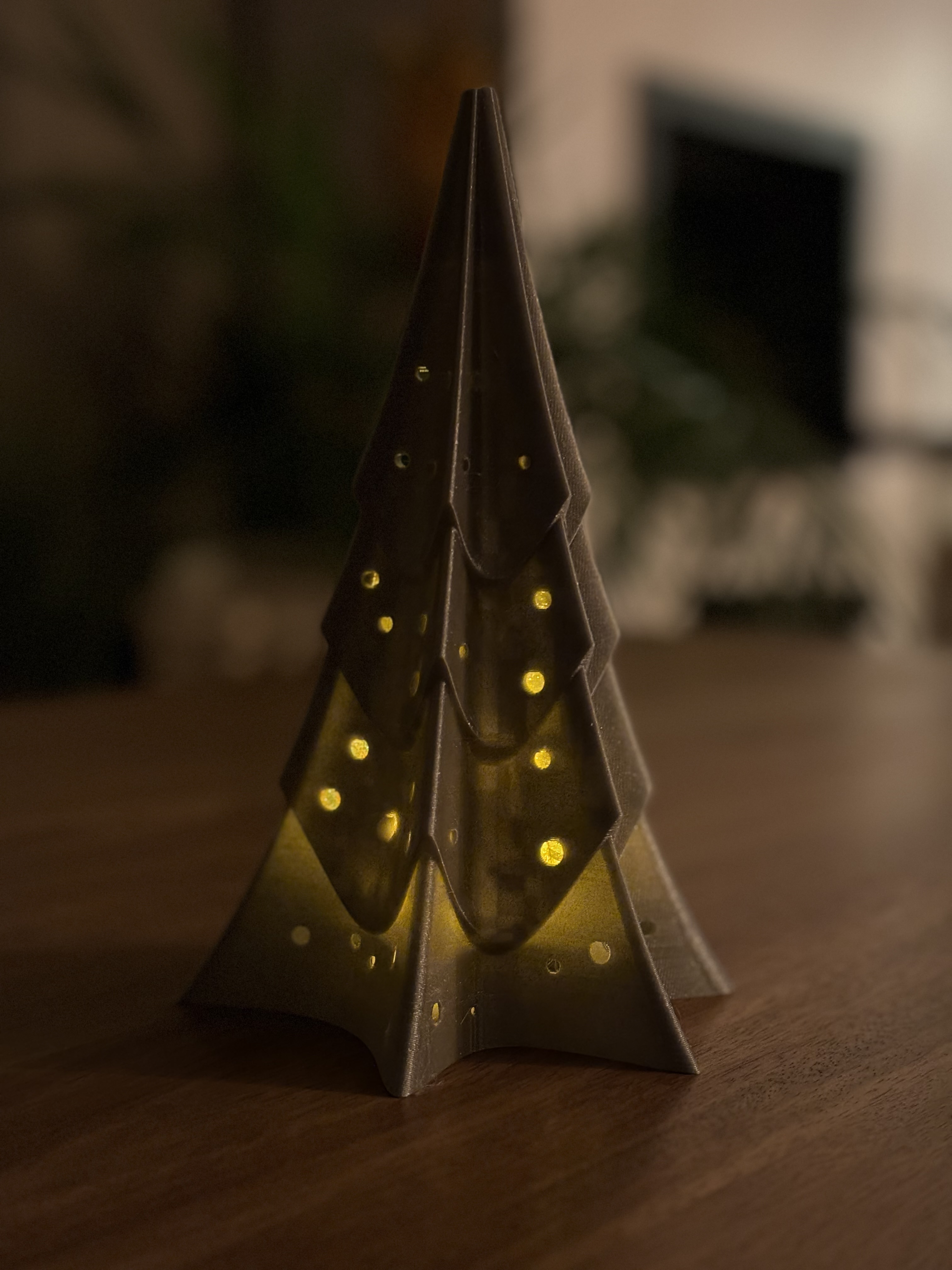 Another Tea Light Christmas Tree by Machtrim Download free STL model