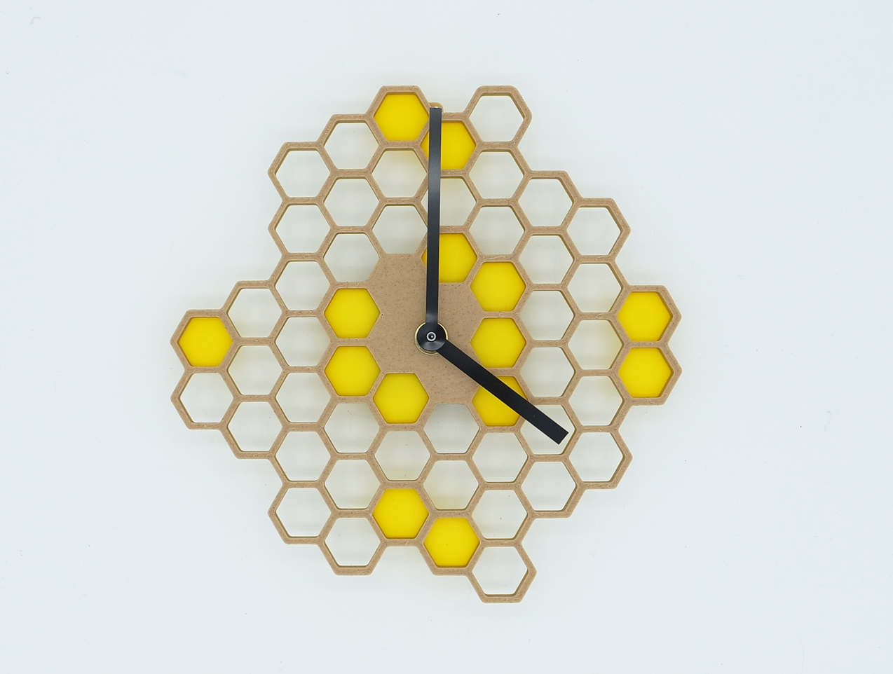 Miniatura 4 do modelo 3D Honeycomb Clock