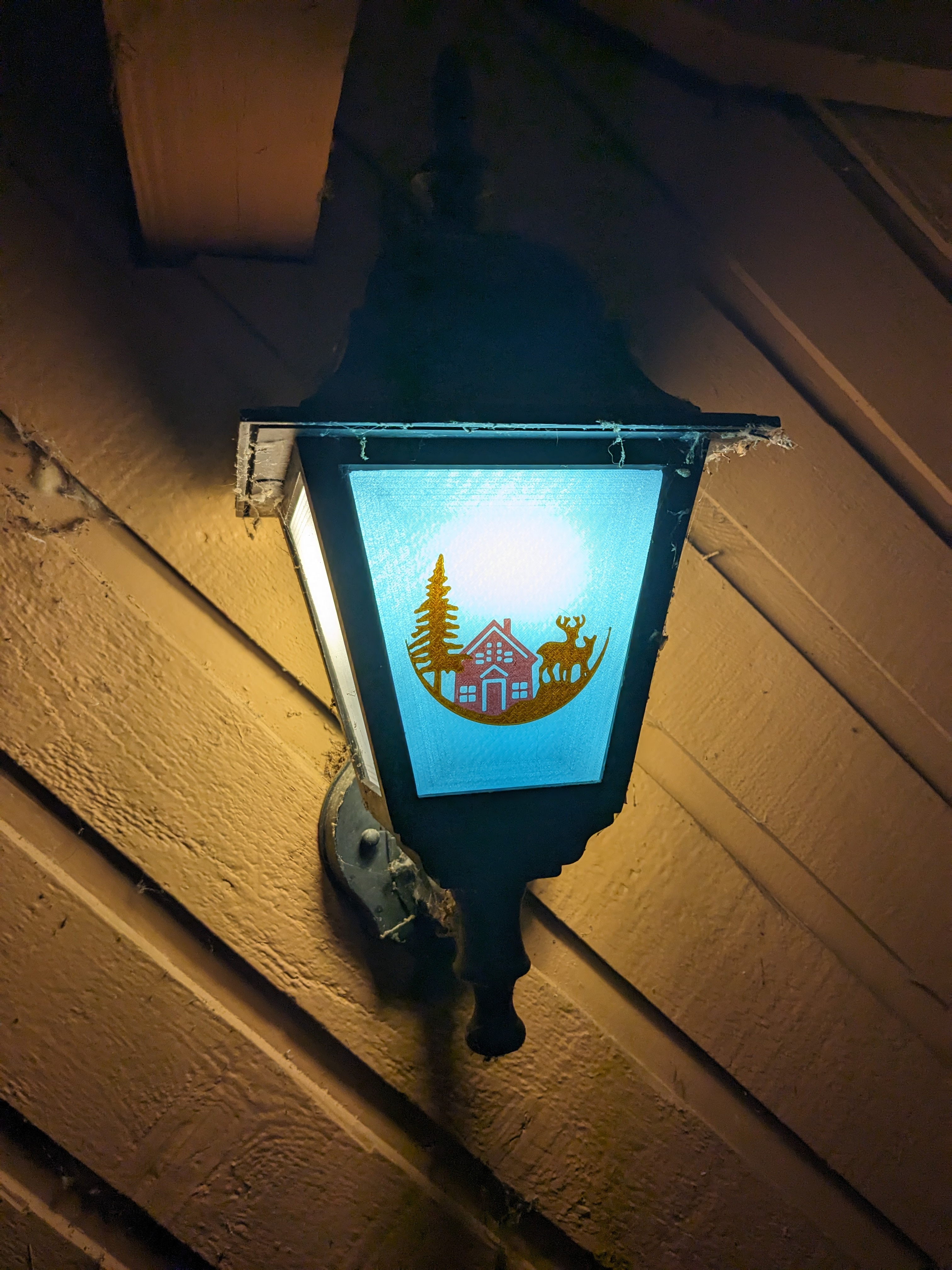 Holiday Porch Light Panel - bucolic scene