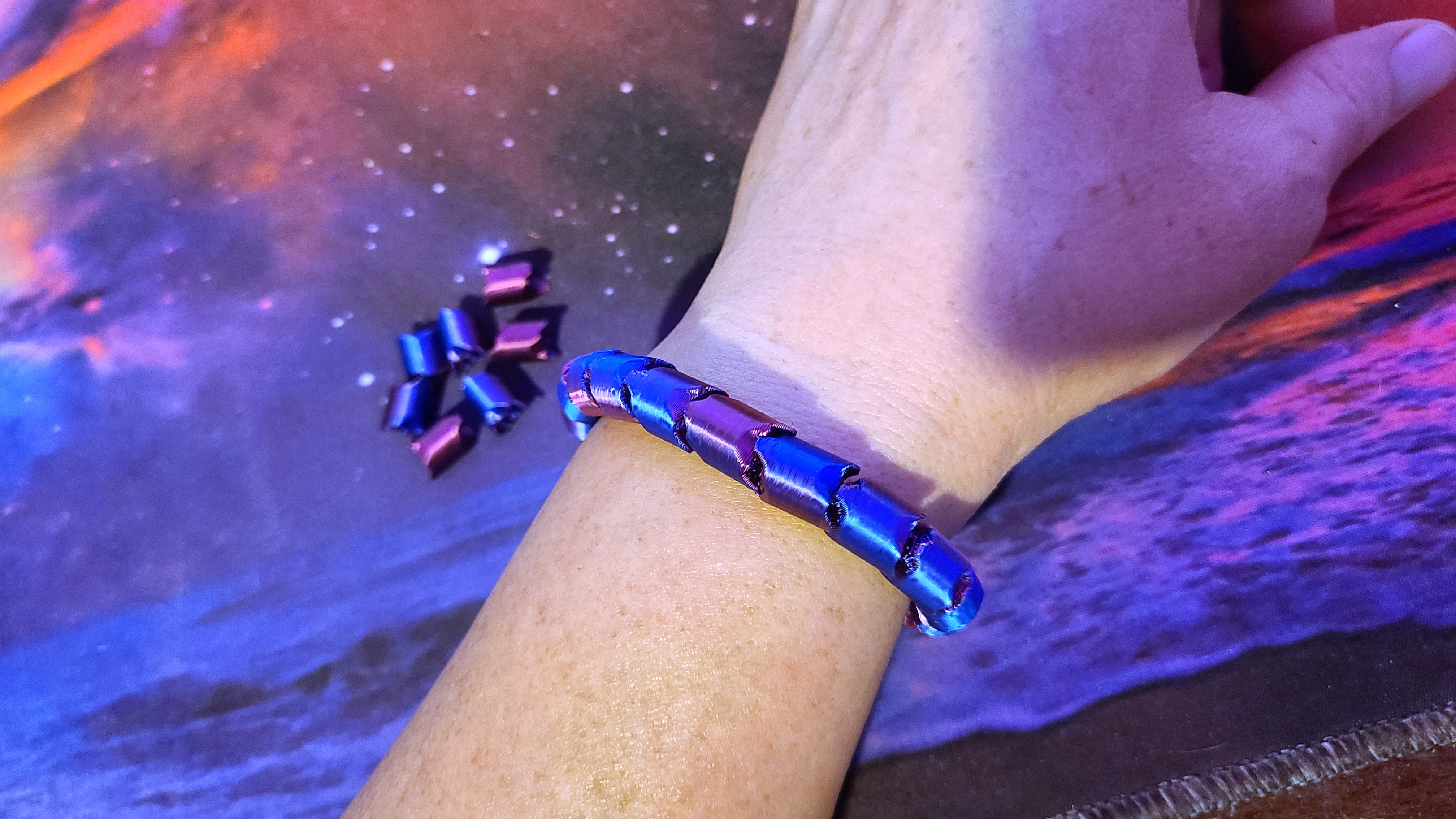 Interlocking Barrel Bead Necklace or Braclet — miniatura 5
