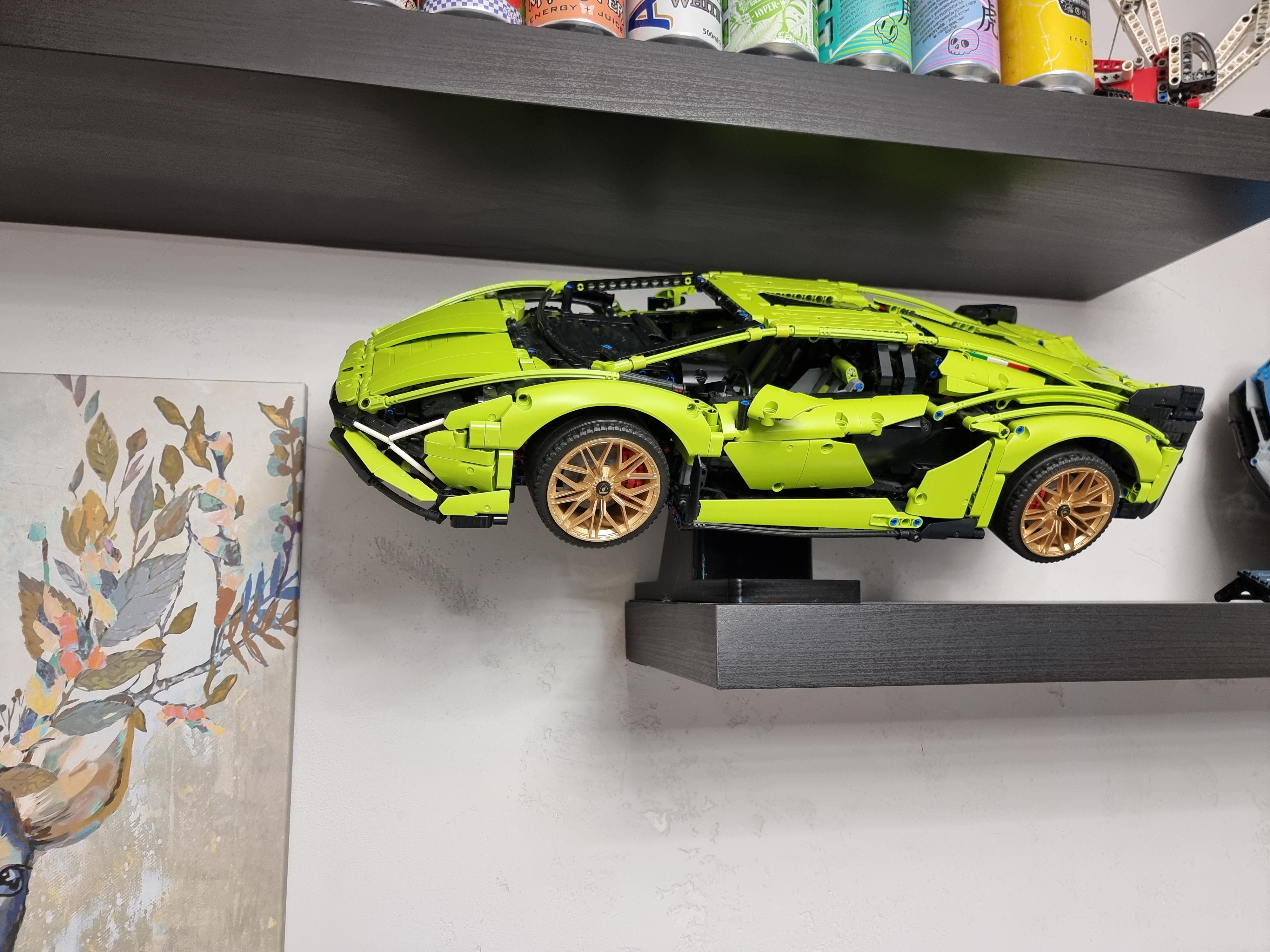 LEGO Technic car stand and wall mount