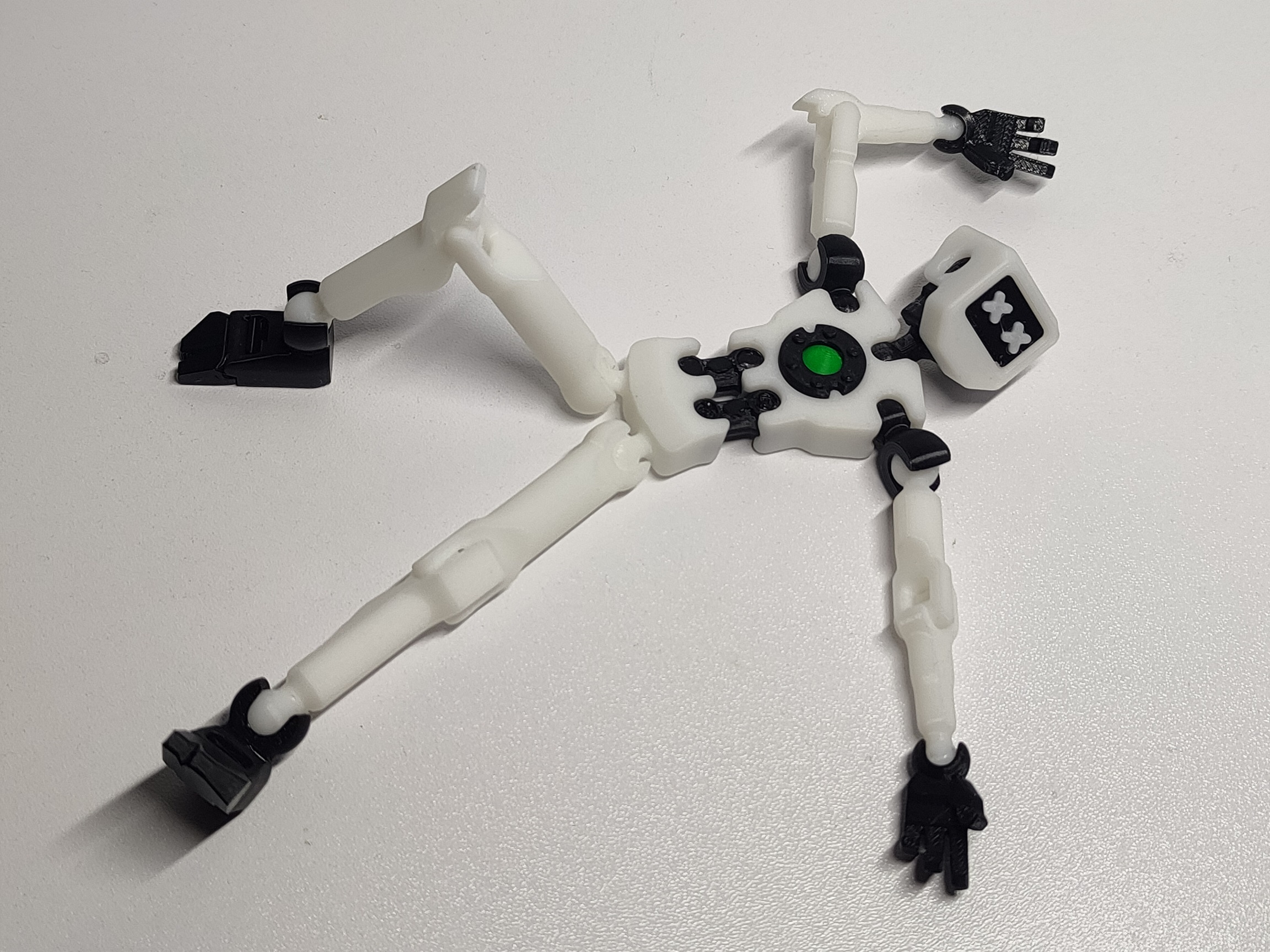 etp-bot-v2-action-figure-easy-to-print-with-pla-by-make-a-print