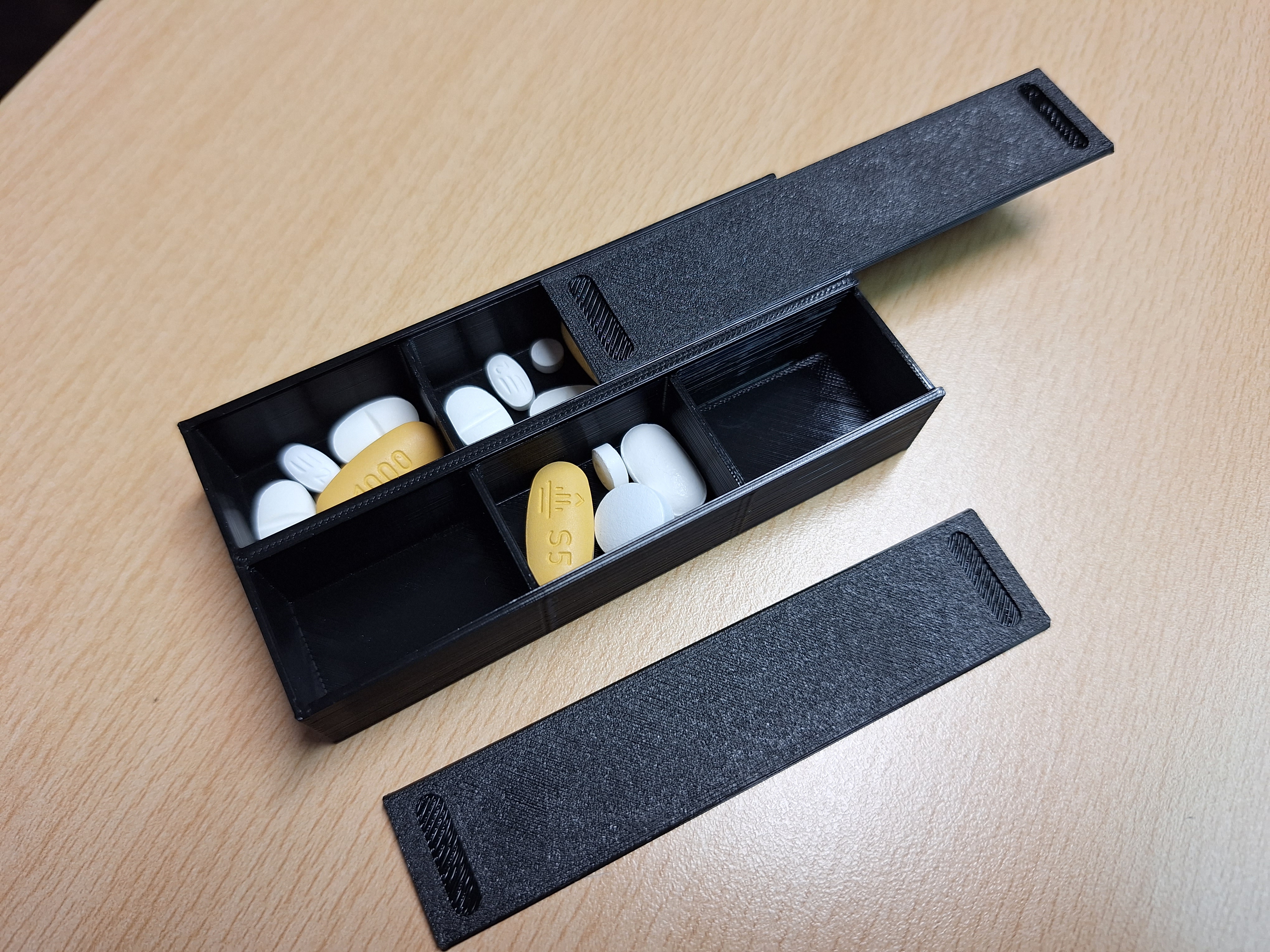 medication&pills storage organizer box with sliding lid (3-day and 7-day versions)