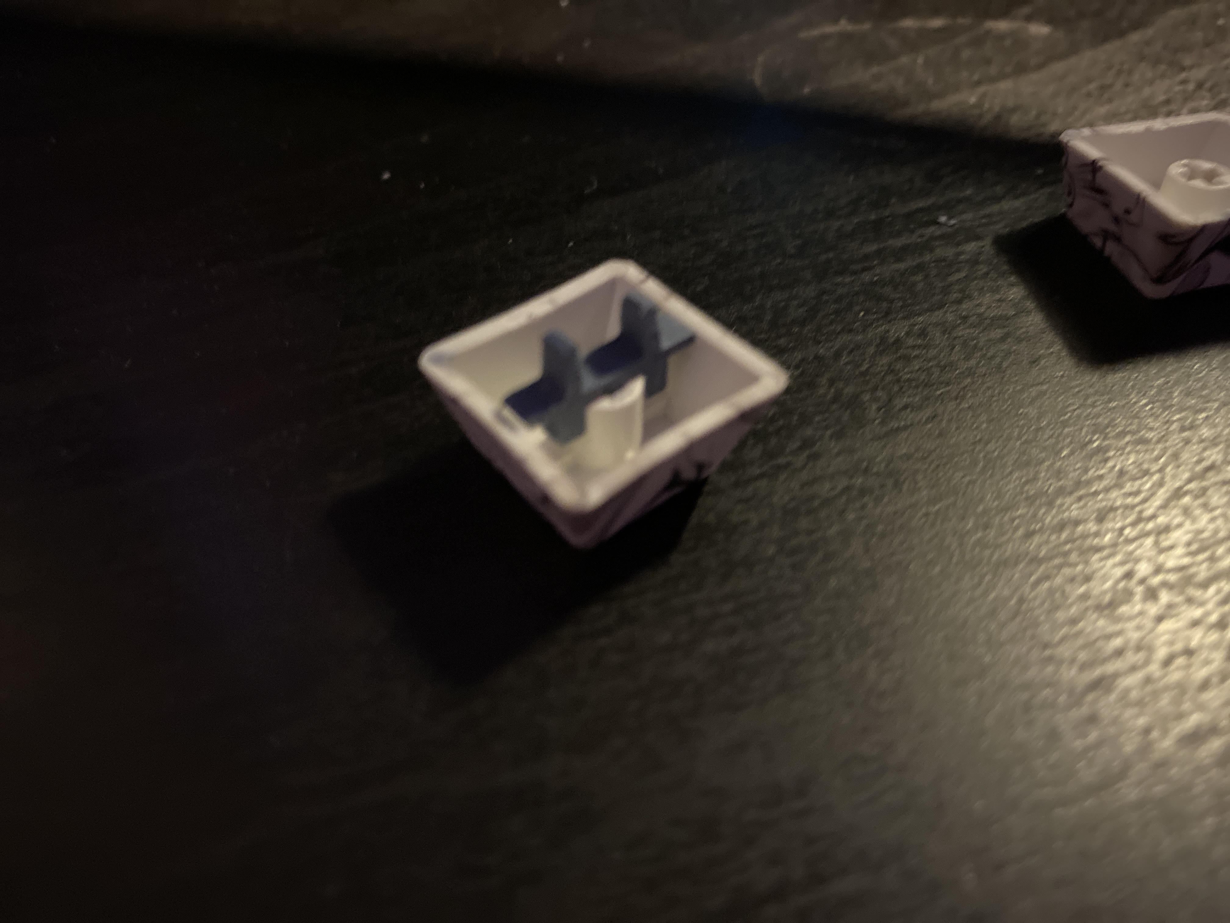 kailh choc switch to mx style stem adaptor by BOKSEZ Download free