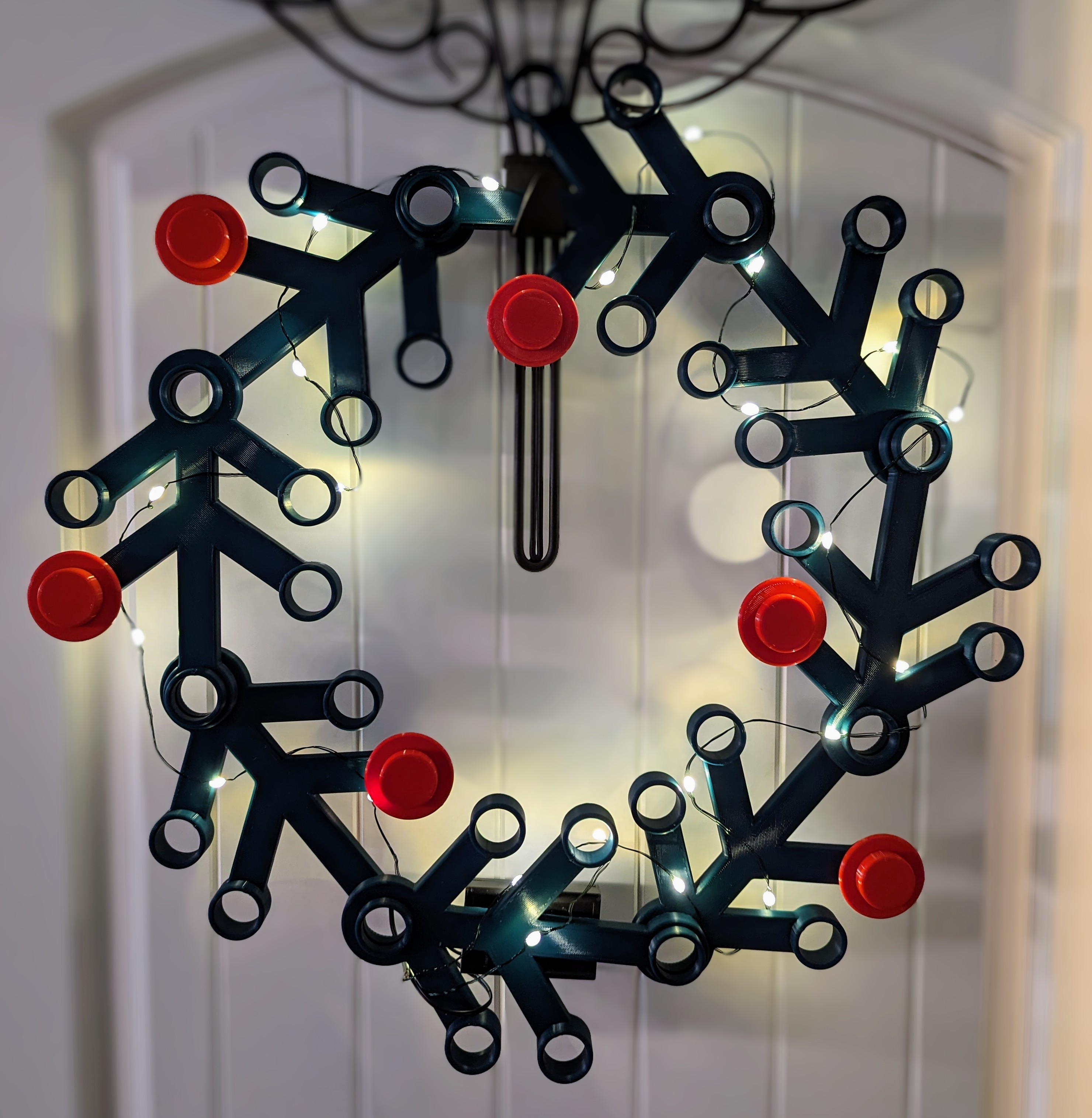 3D Printed Lego-inspired Giant Wreath 