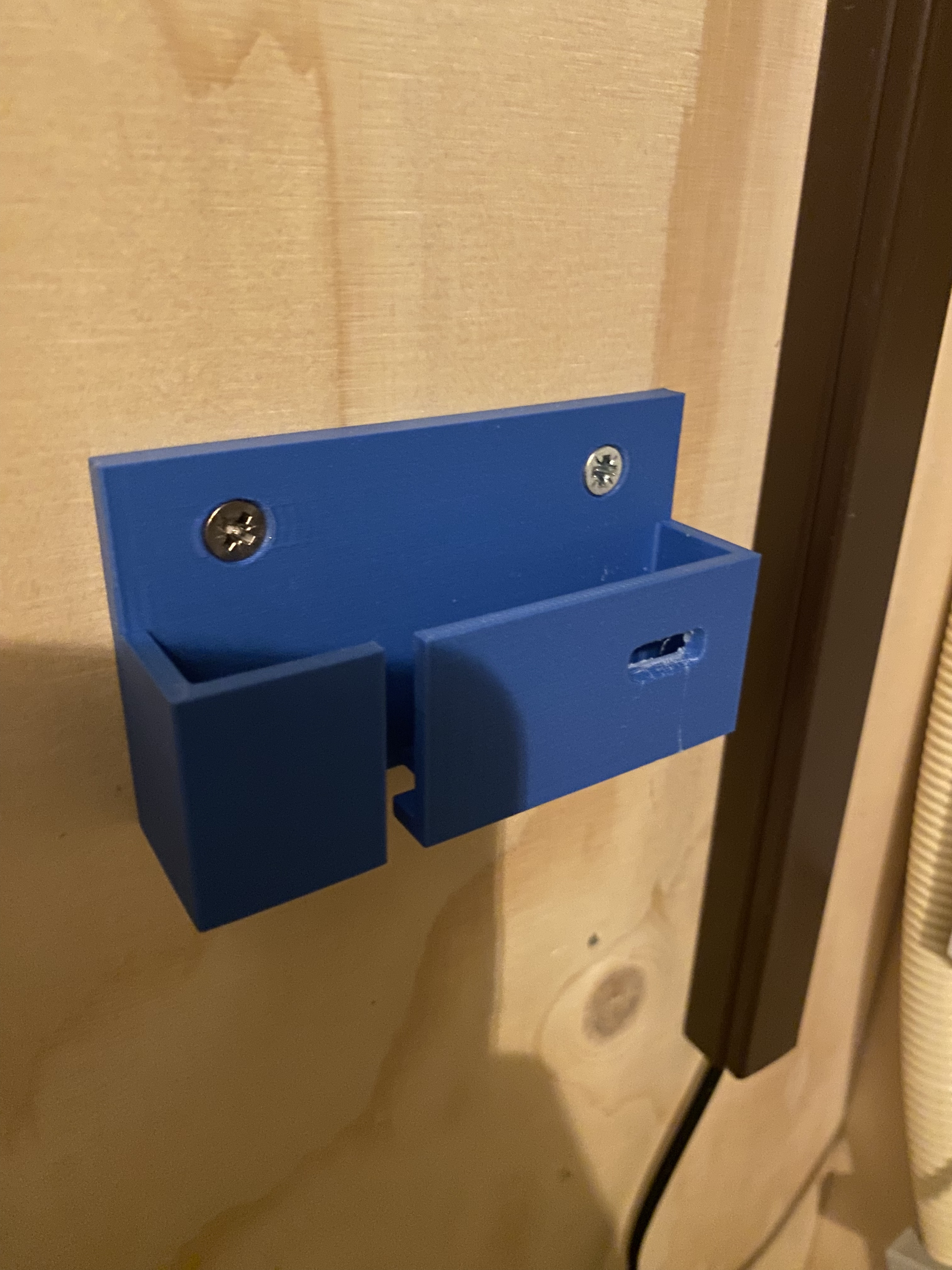 Wall Mount SSD or other (OpenScad)