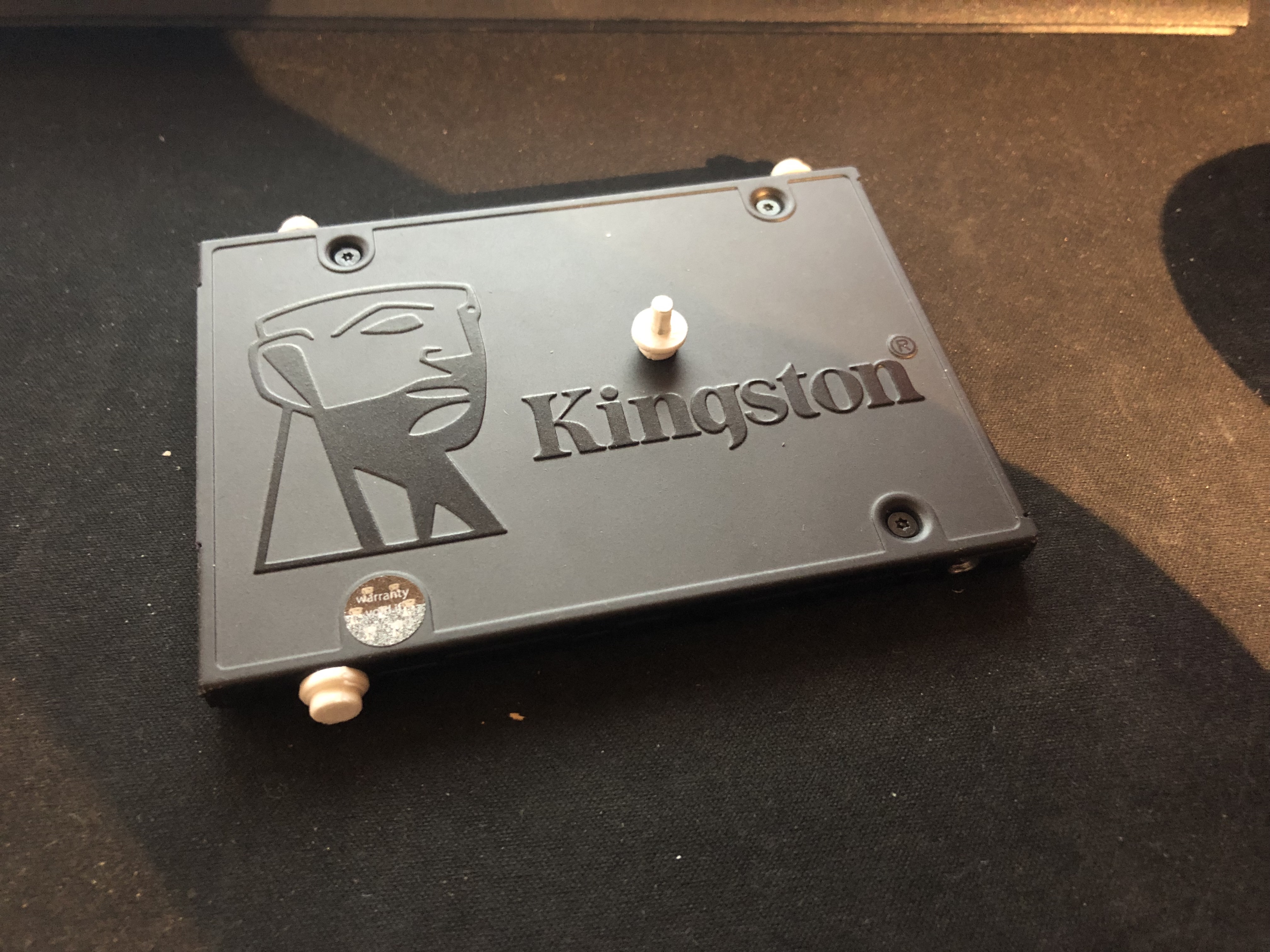 2,5 inch hdd/ssd screw thingy for hp desktops