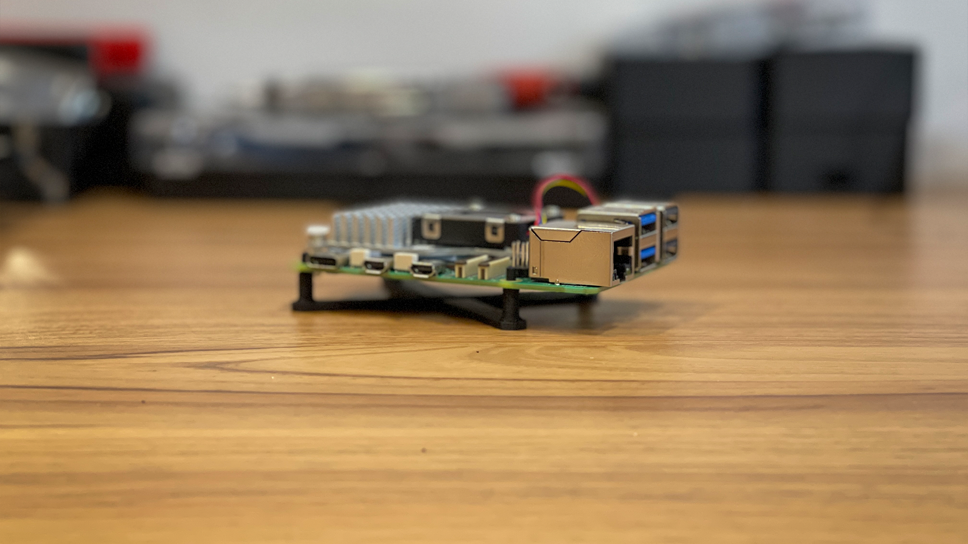 Miniatura 3 do modelo 3D Super Simple Raspberry Pi Stand