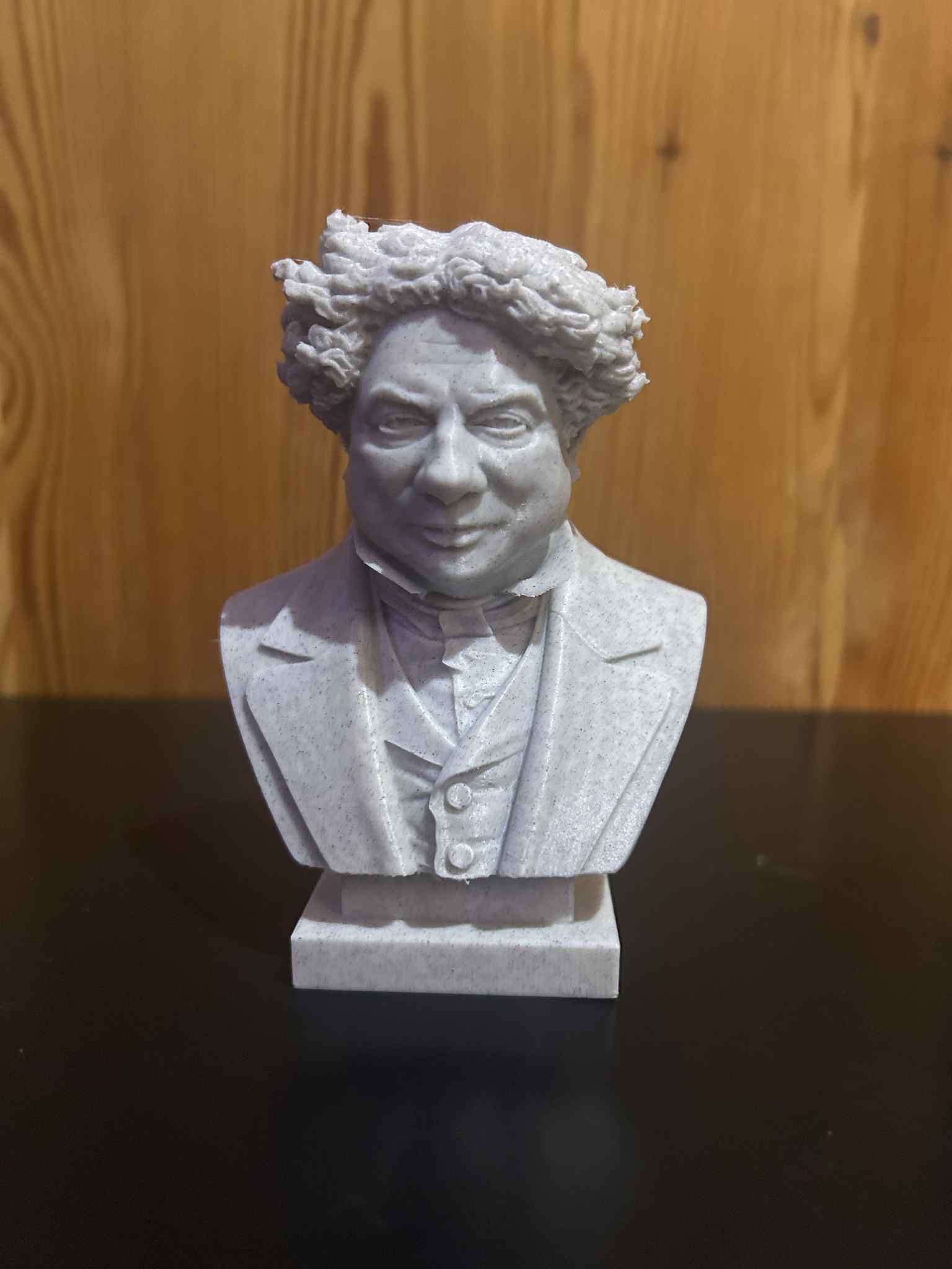 Alexandre Dumas – Buste — miniatura 2