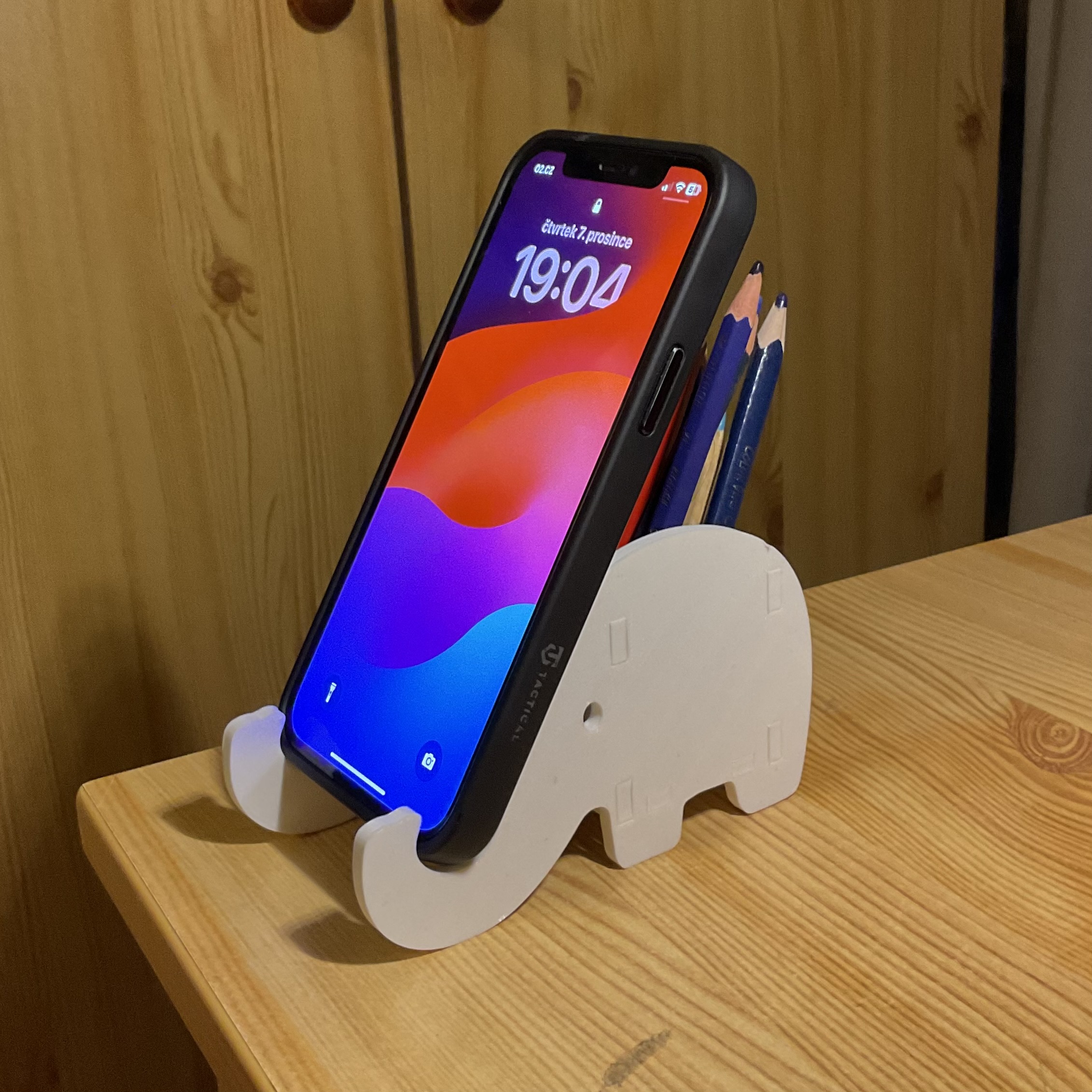 Elephant Stand/Pencil Holder