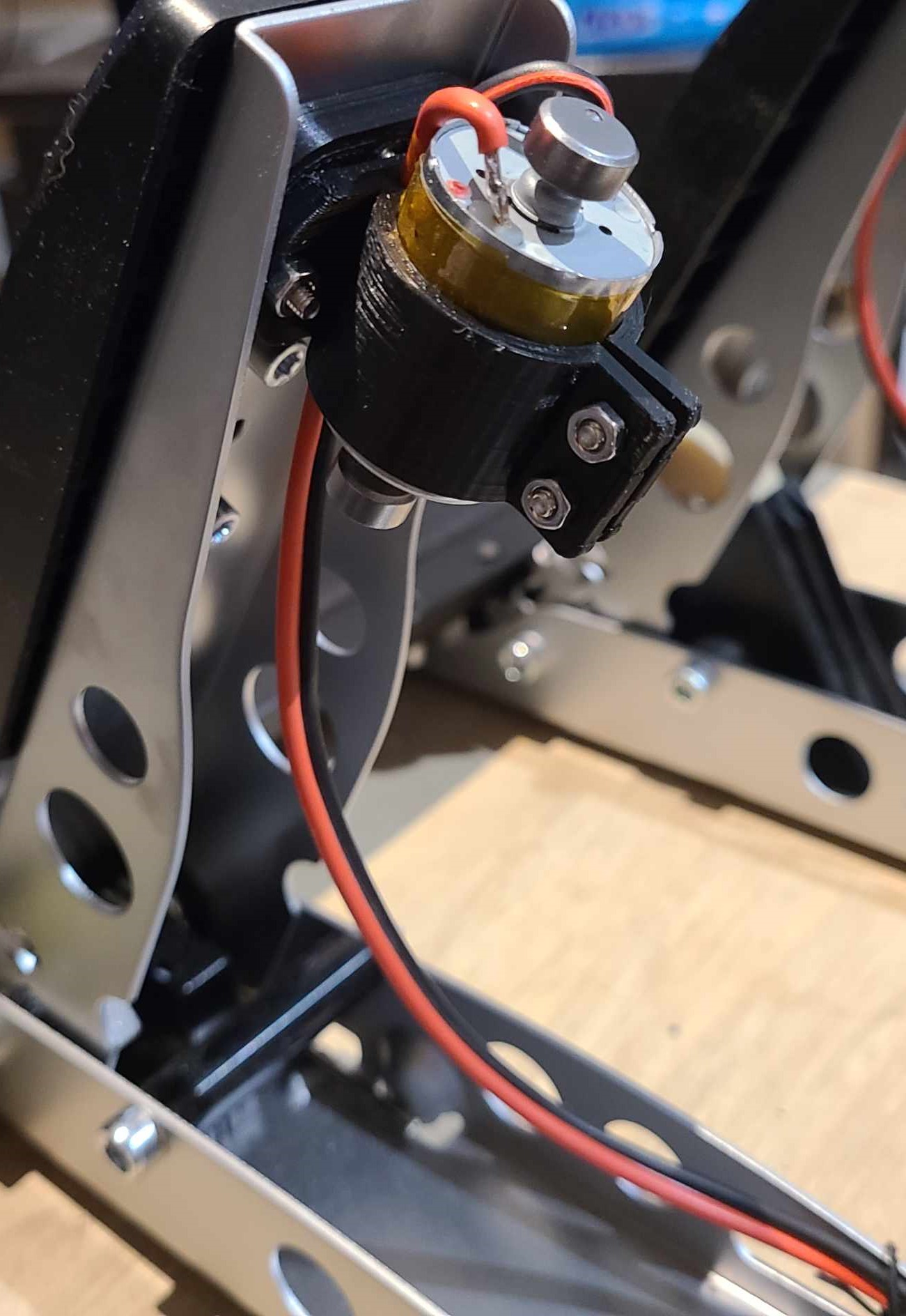 Fanatec pedal Shakeit Motor Rumble mount RK370