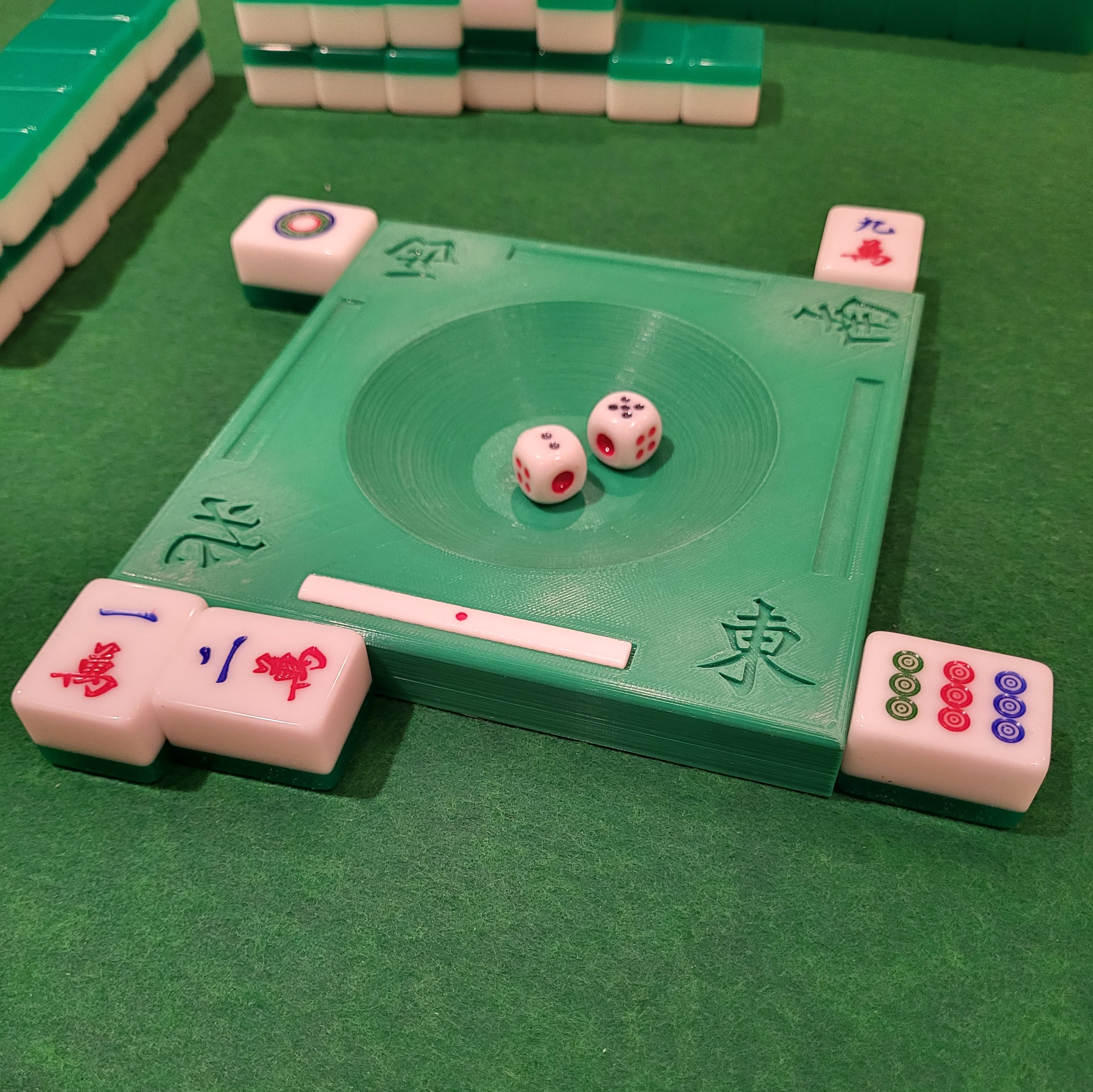 Chinesesized Riichi Mahjong Compass by Finz Download free STL model