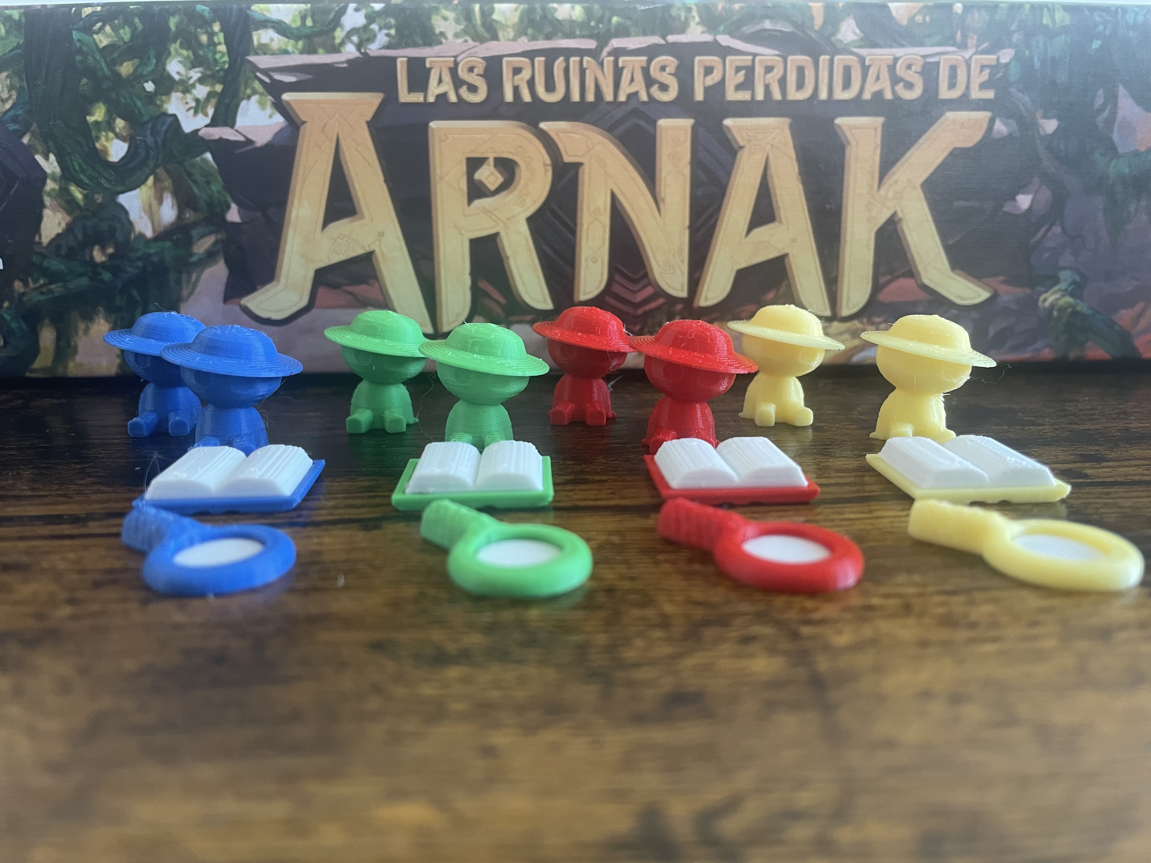 Lost Ruins of Arnak Meeples and research tokens