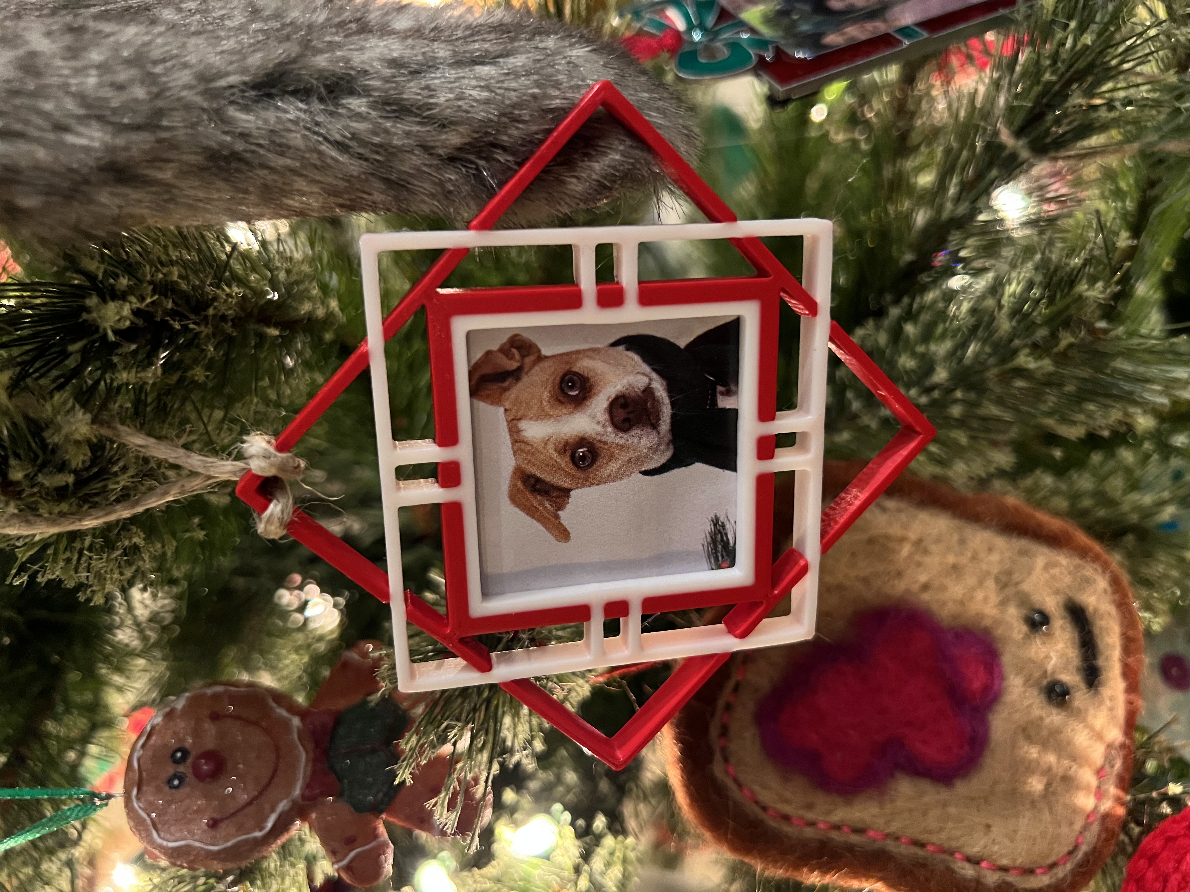 Super Easy and Simple 2 Color Christmas Frame for your Tree 1 3/4"x1 3/4" Photo Frame