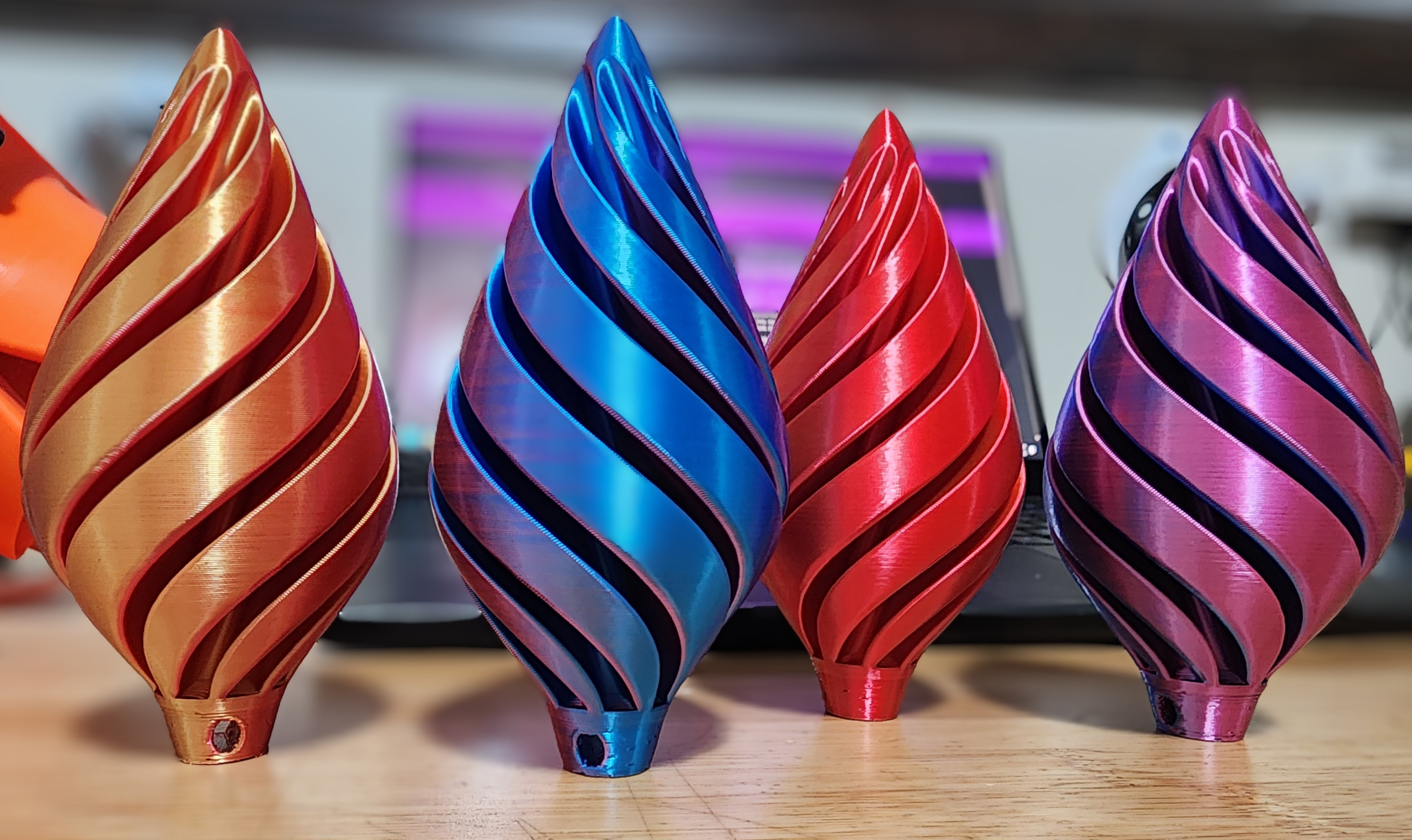 Spiral Ornament by PRNTR3D - Super Easy Print - Vase Mode