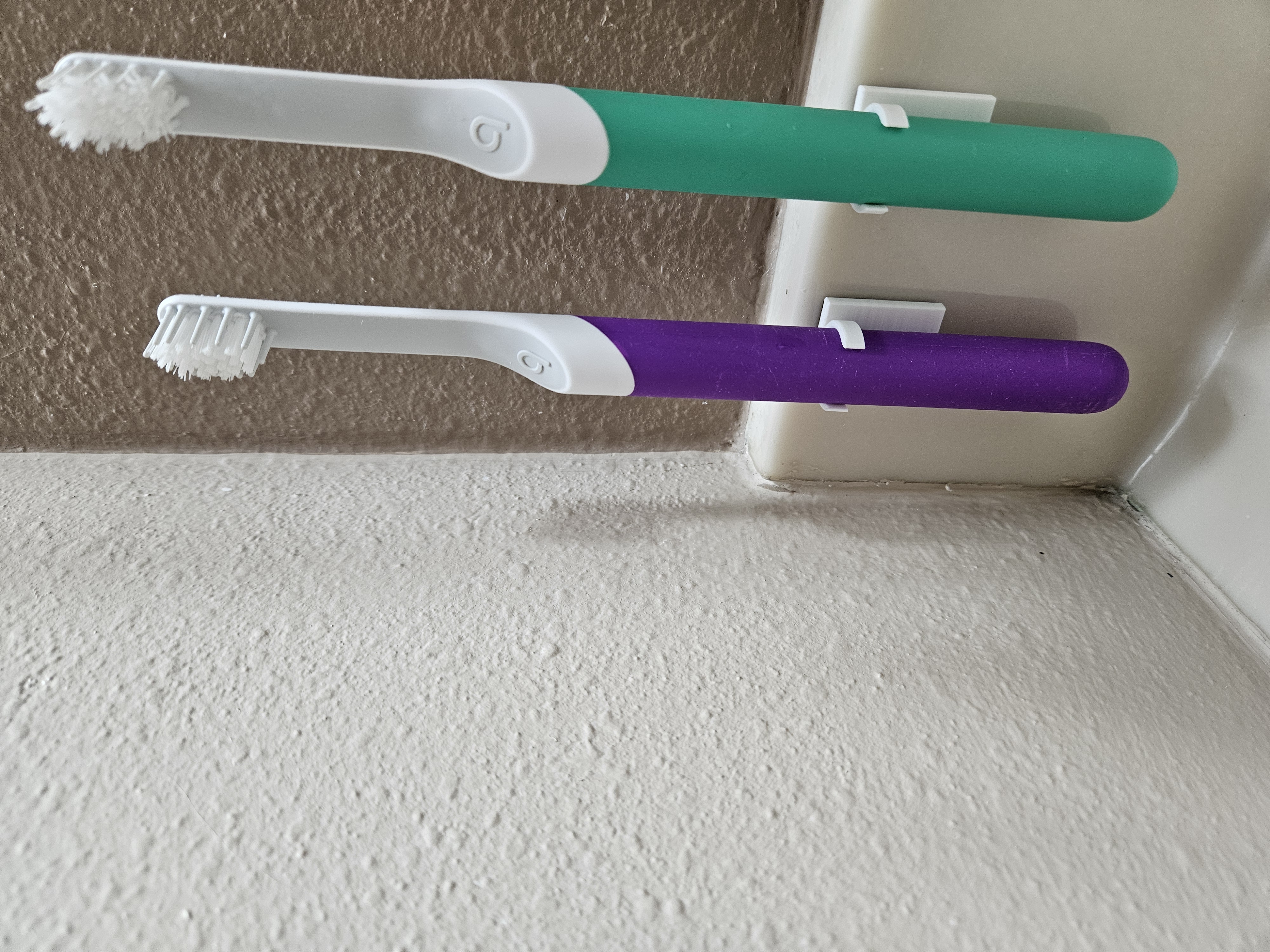 Quip Brush Wall Attachment