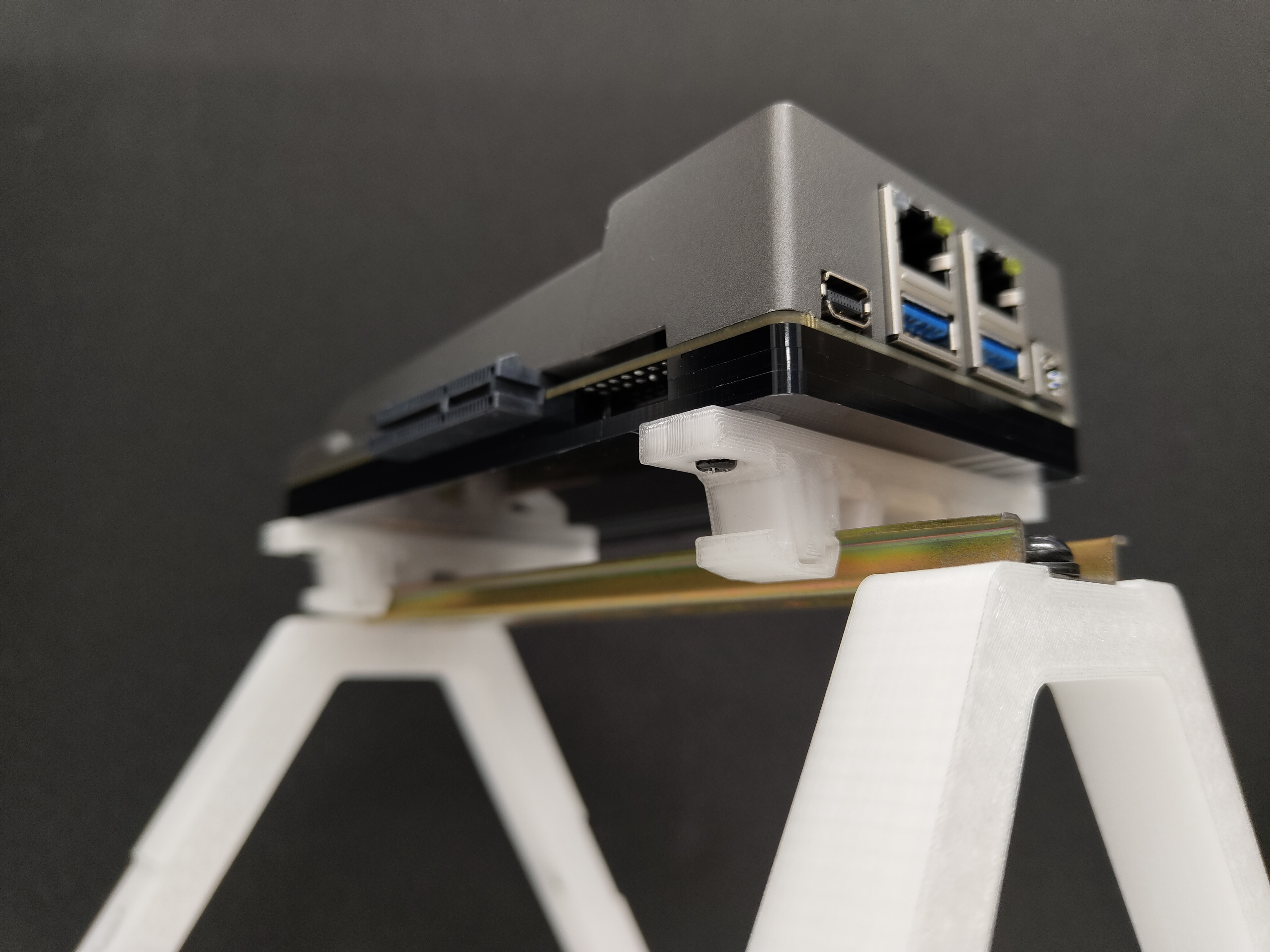 ZimaBoard DIN Rail Clip