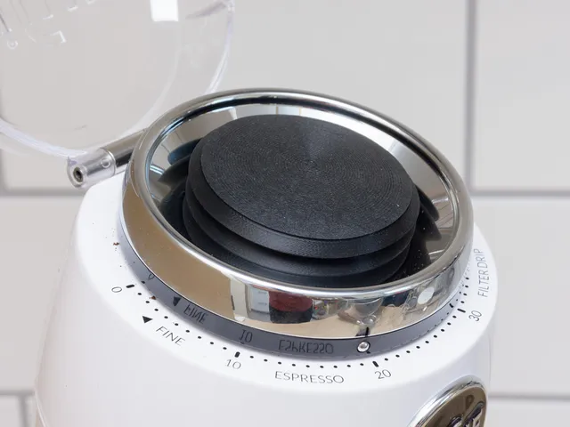 Niche Zero bellows