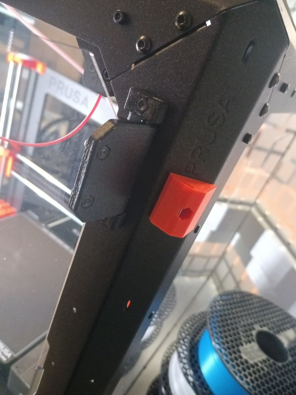 Simple door holder for Original Prusa Enclosure by Timeless