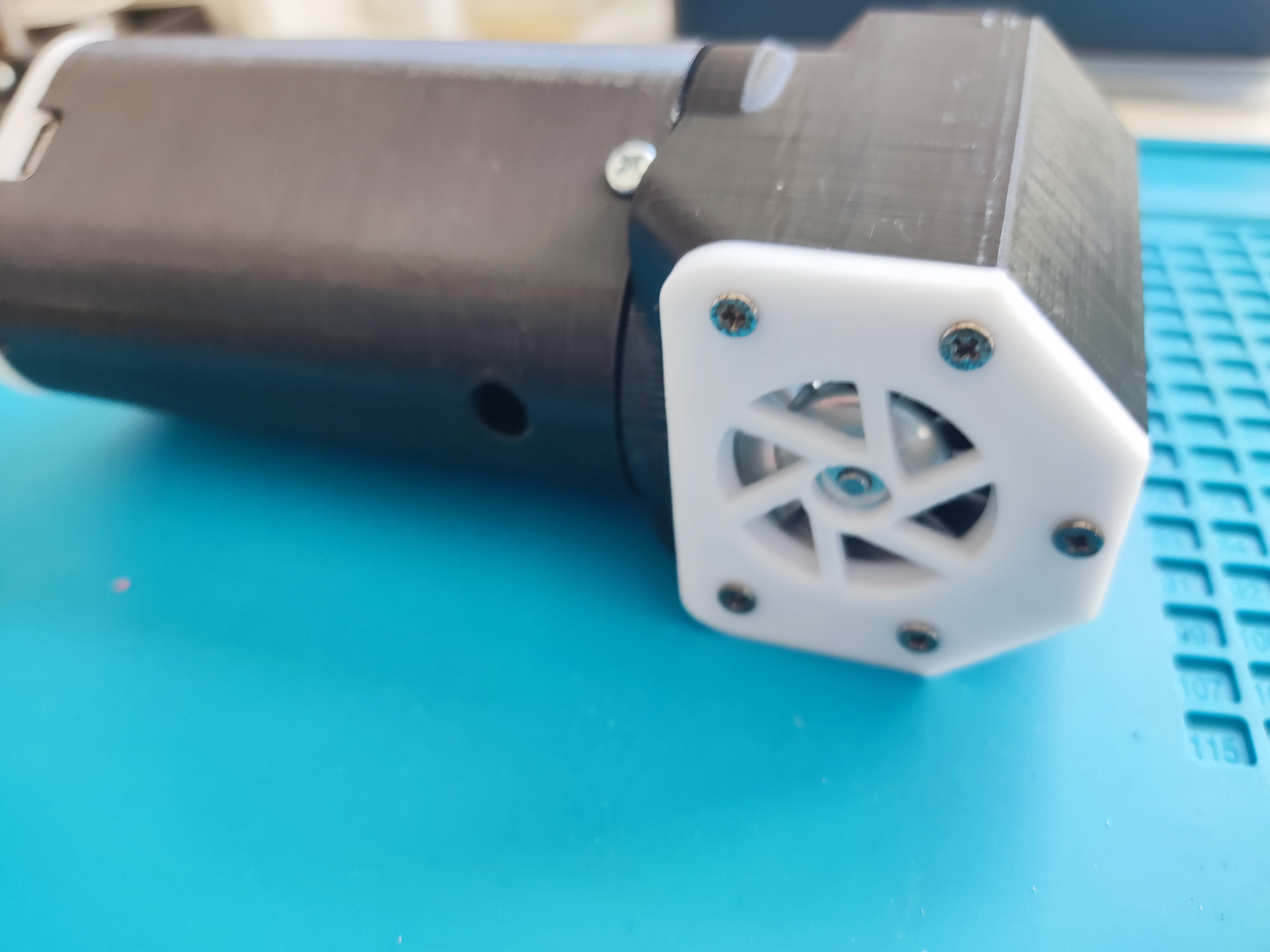Miniatura 5 do modelo 3D Mini fan jet blower