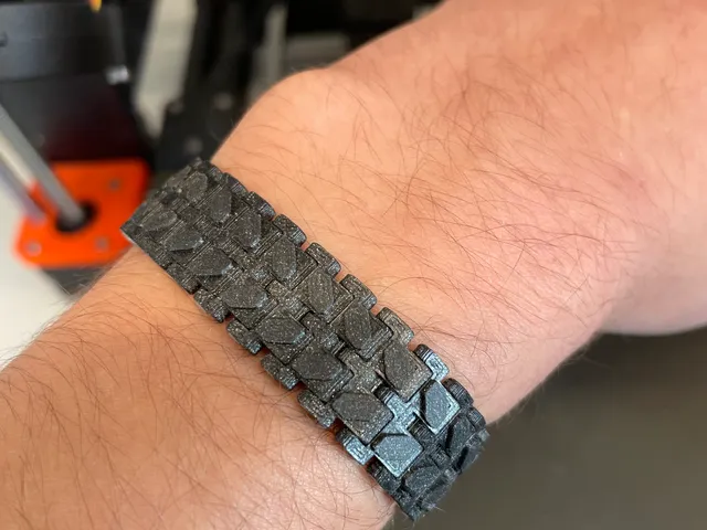 FSL-Abrams tank track bracelet