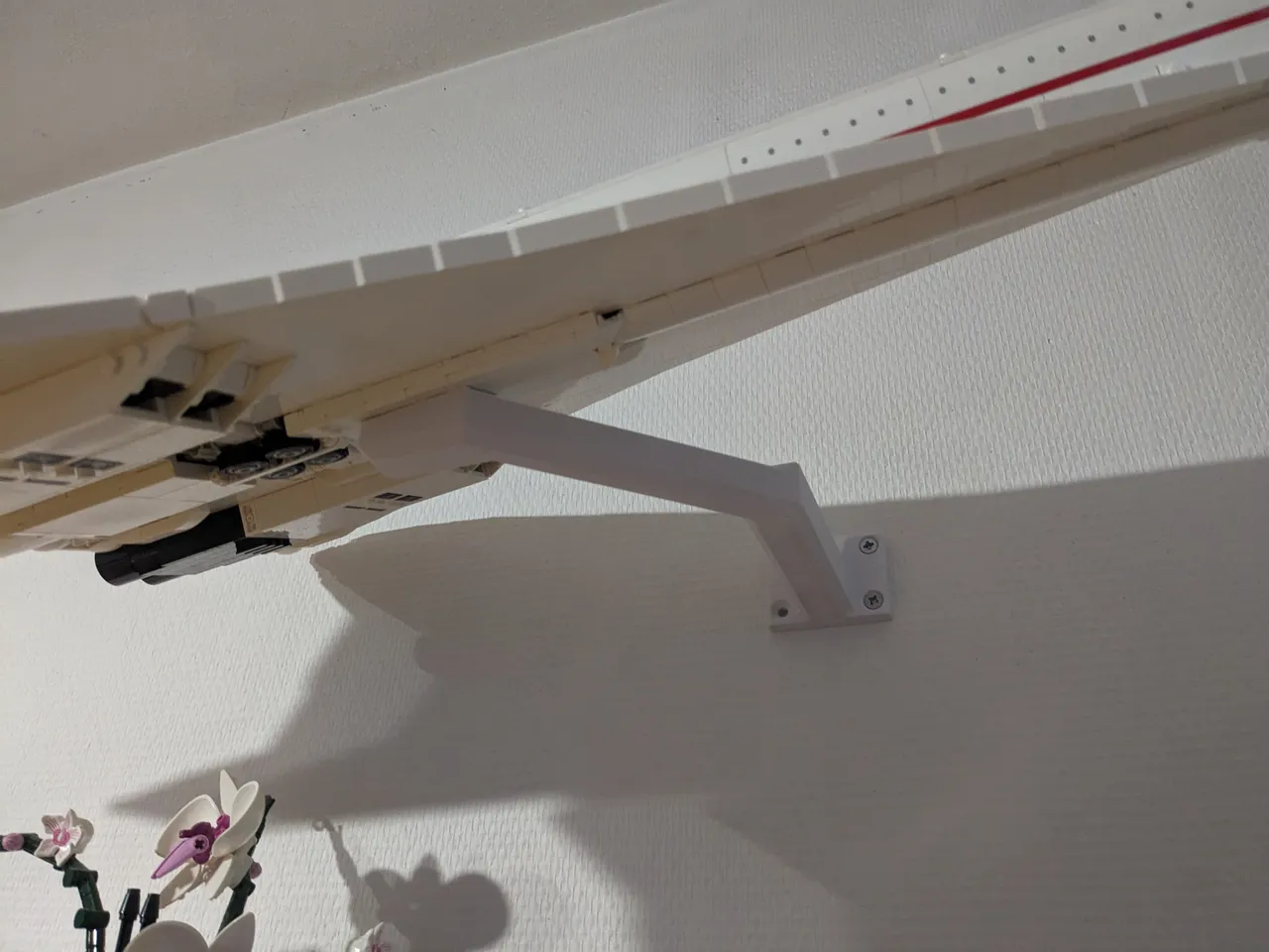 Lego Concorde Wall mount by Krakert, Download free STL model